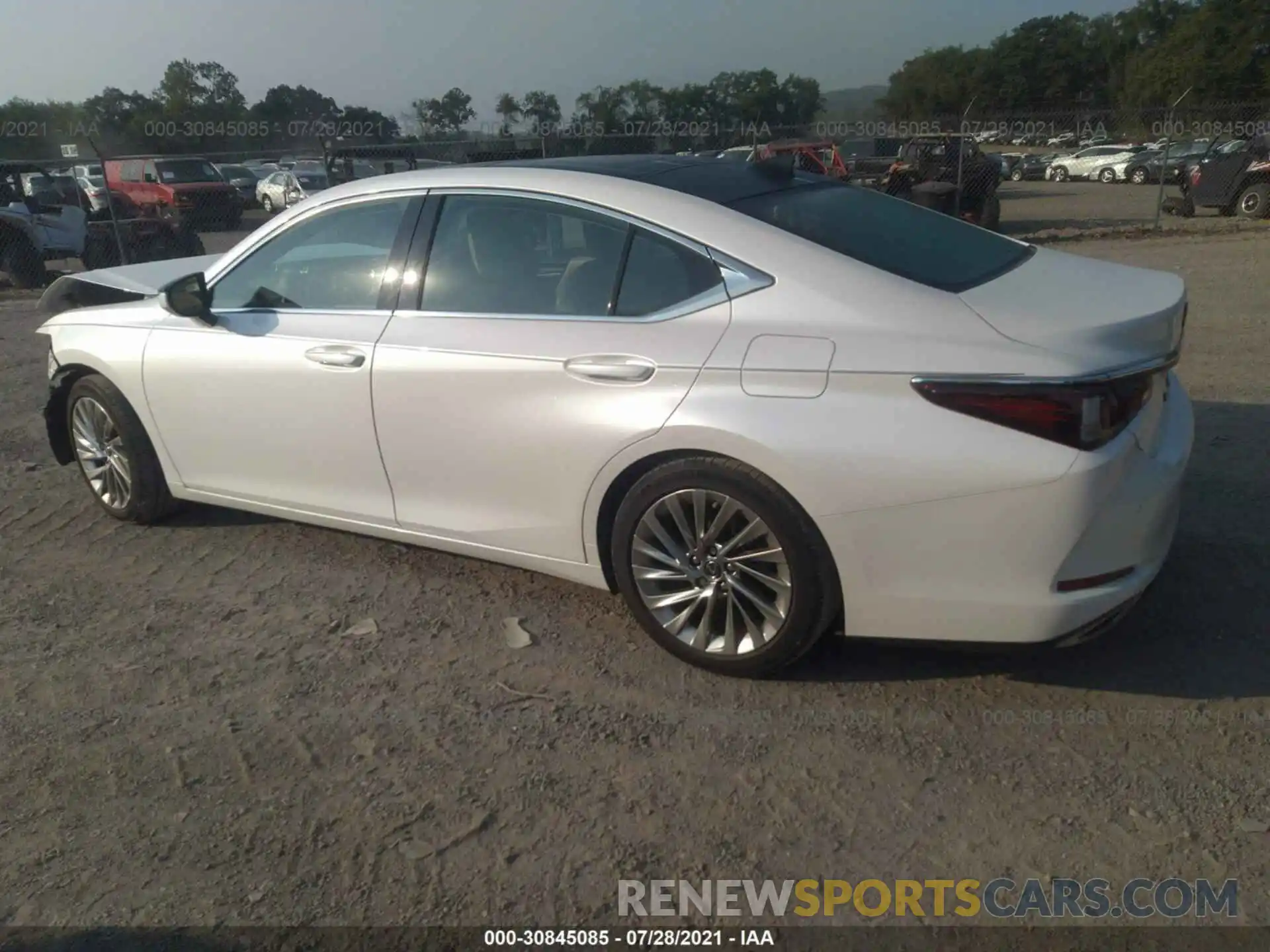 3 Photograph of a damaged car 58ABZ1B13KU019118 LEXUS ES 2019