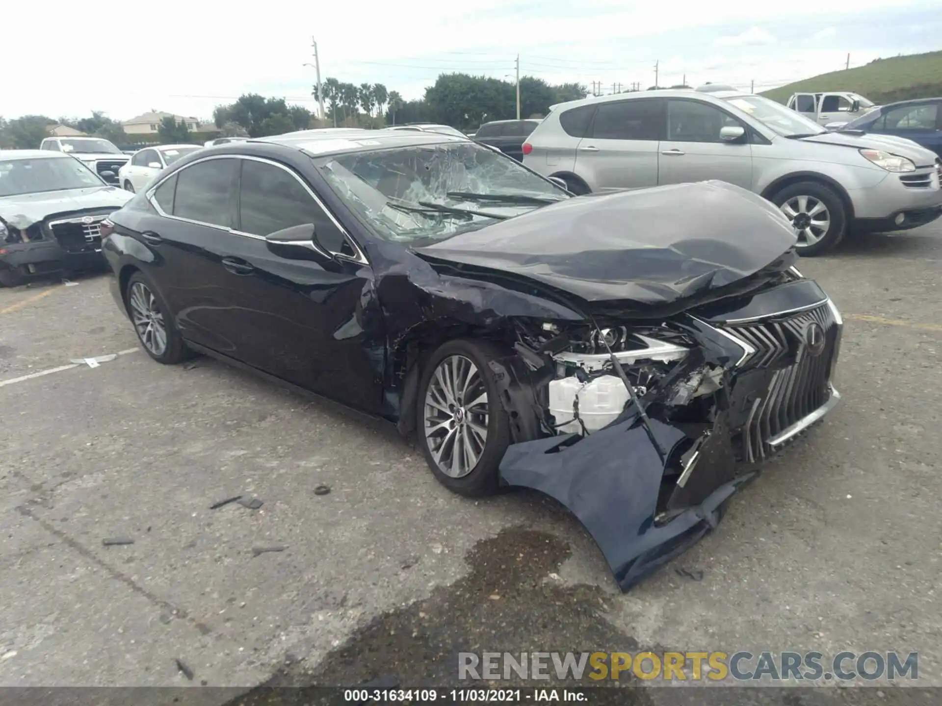 1 Photograph of a damaged car 58ABZ1B13KU033472 LEXUS ES 2019