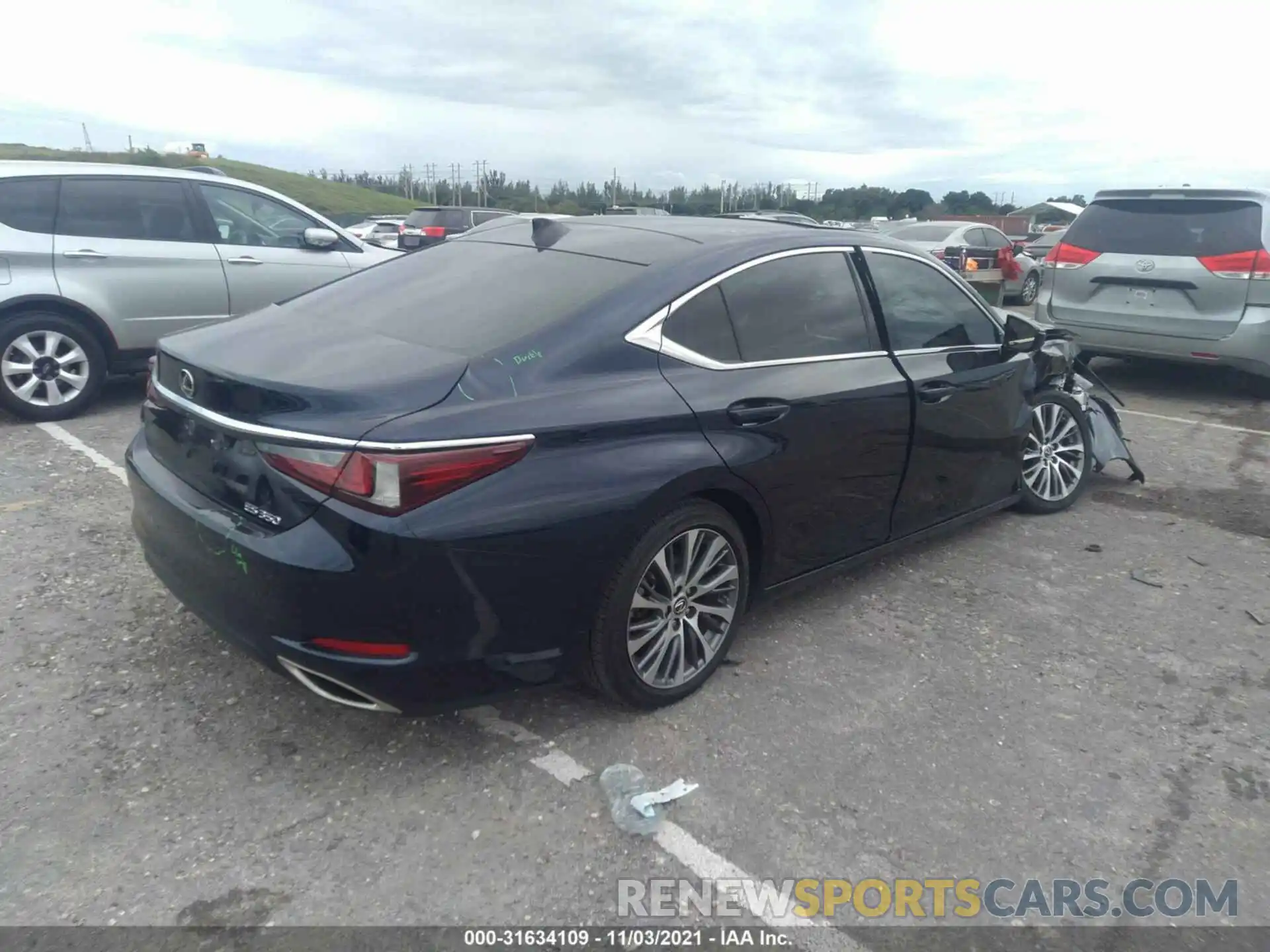 4 Фотография поврежденного автомобиля 58ABZ1B13KU033472 LEXUS ES 2019