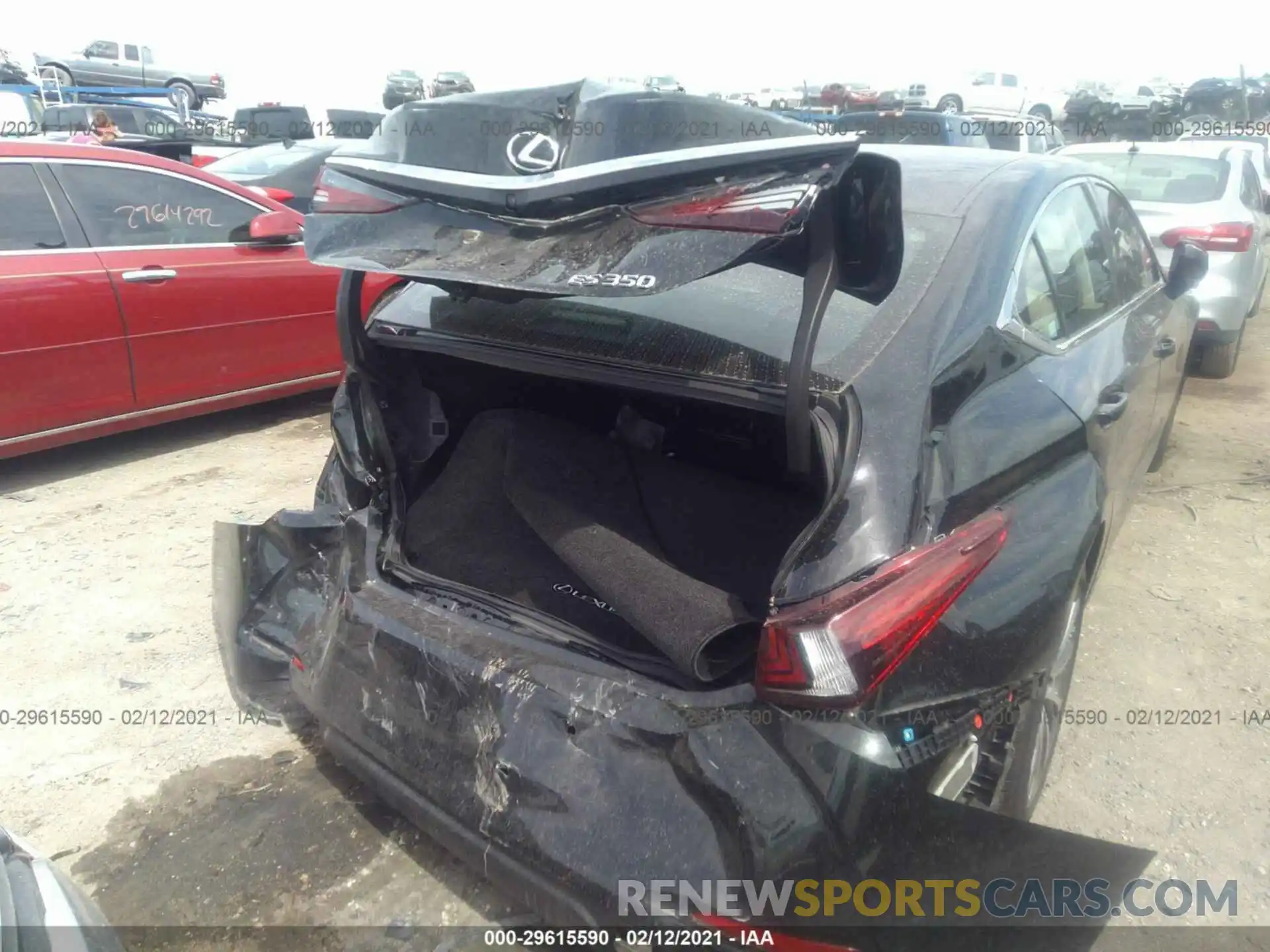 6 Photograph of a damaged car 58ABZ1B13KU035366 LEXUS ES 2019