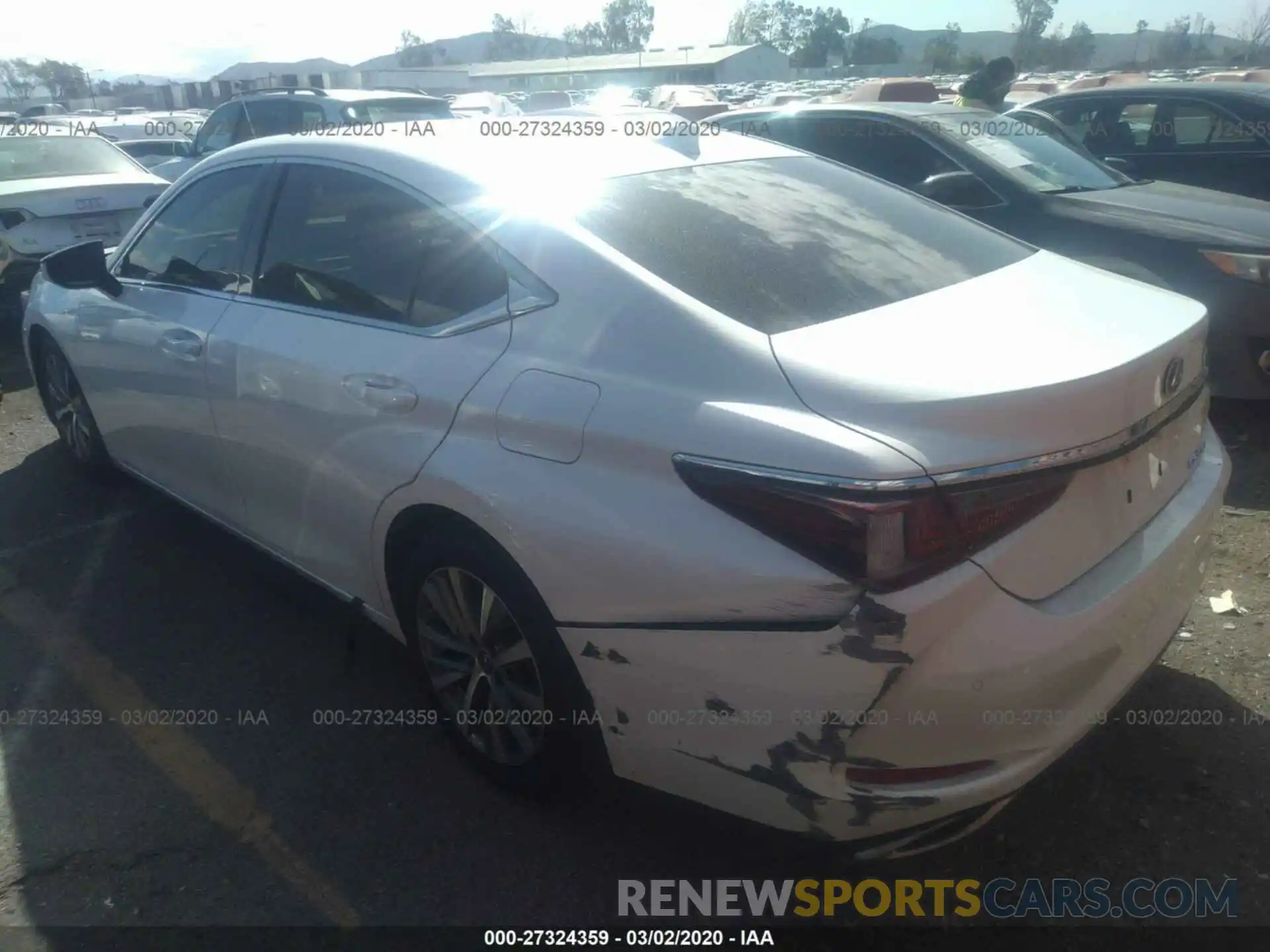 3 Photograph of a damaged car 58ABZ1B13KU046576 LEXUS ES 2019