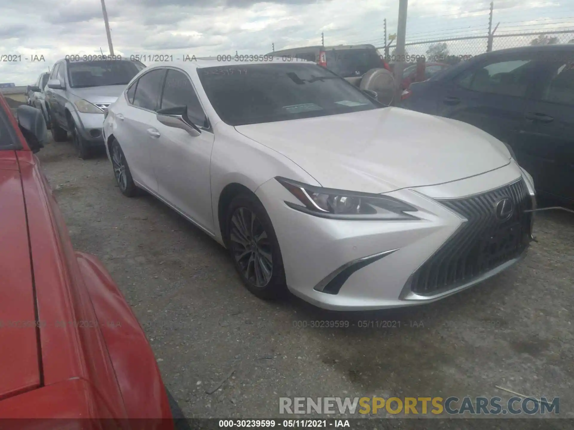 1 Photograph of a damaged car 58ABZ1B13KU046688 LEXUS ES 2019