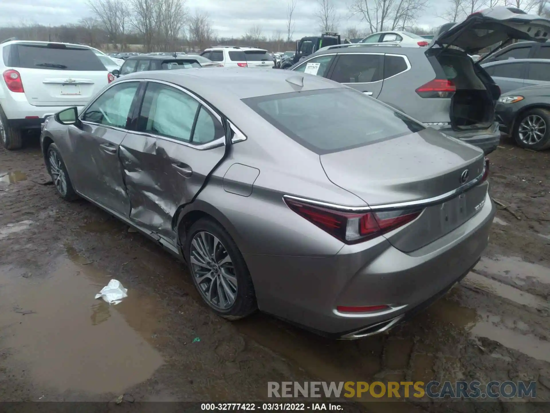 3 Photograph of a damaged car 58ABZ1B13KU049087 LEXUS ES 2019