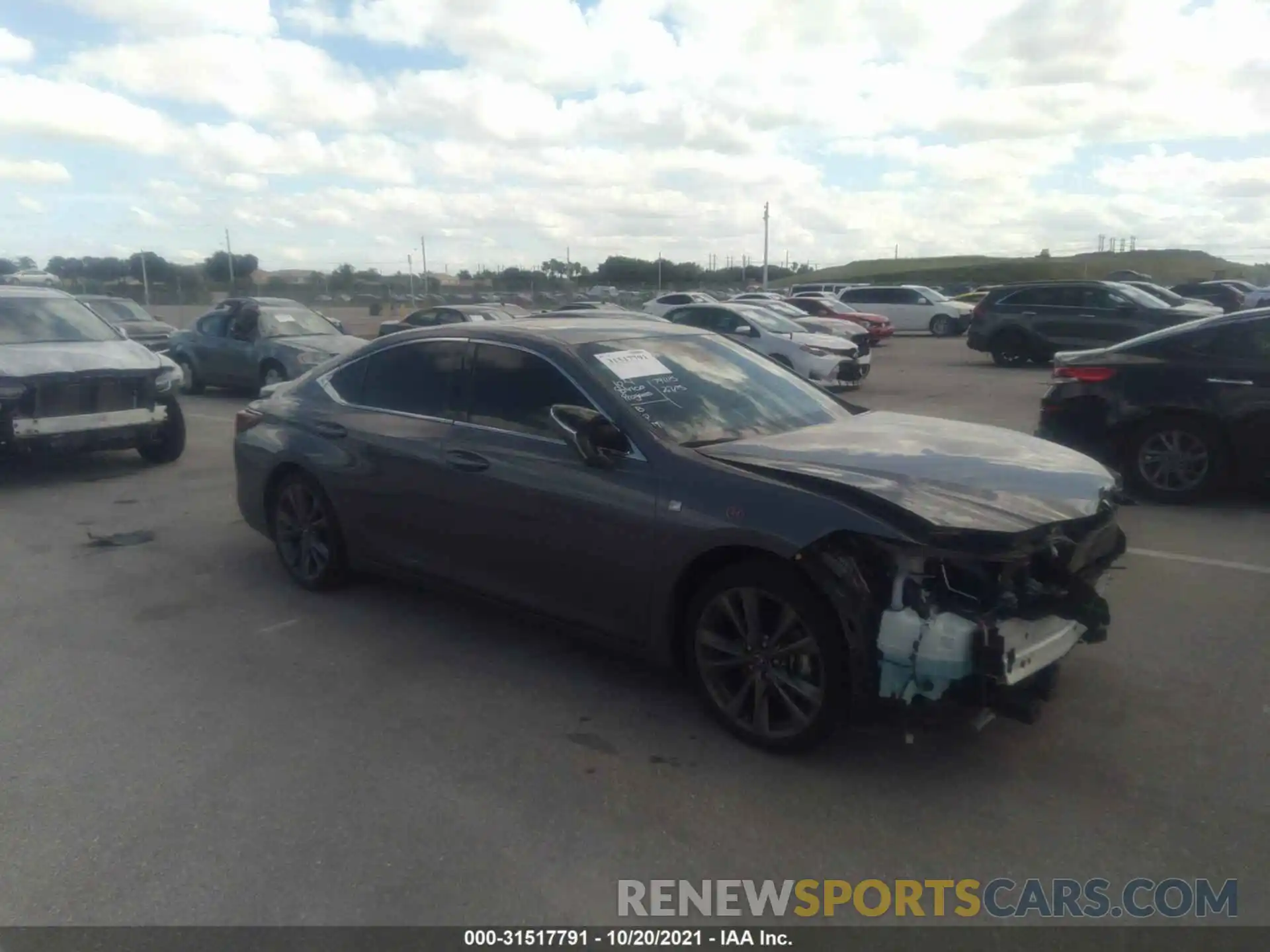 1 Photograph of a damaged car 58ABZ1B13KU049493 LEXUS ES 2019