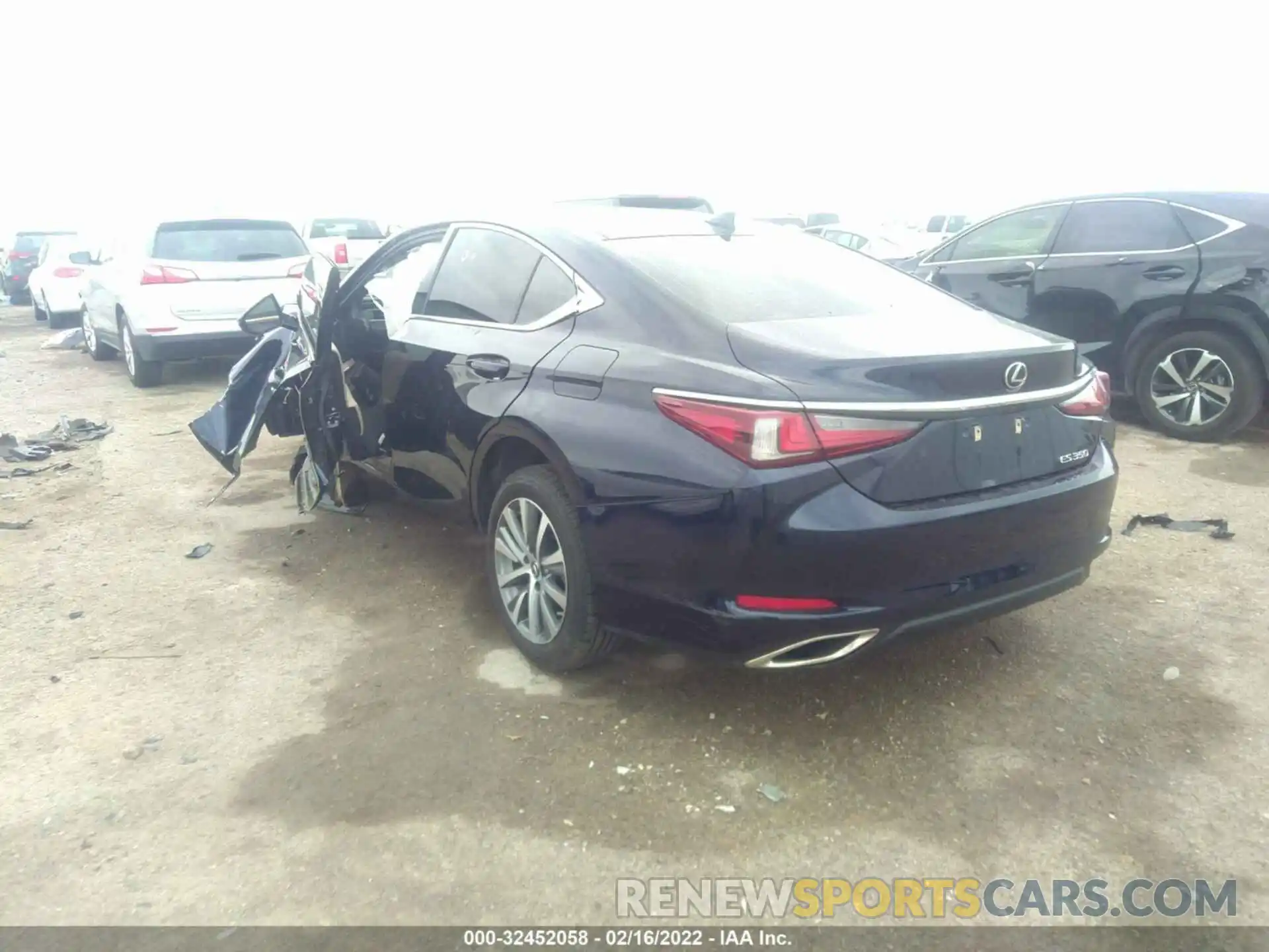 3 Photograph of a damaged car 58ABZ1B13KU049512 LEXUS ES 2019