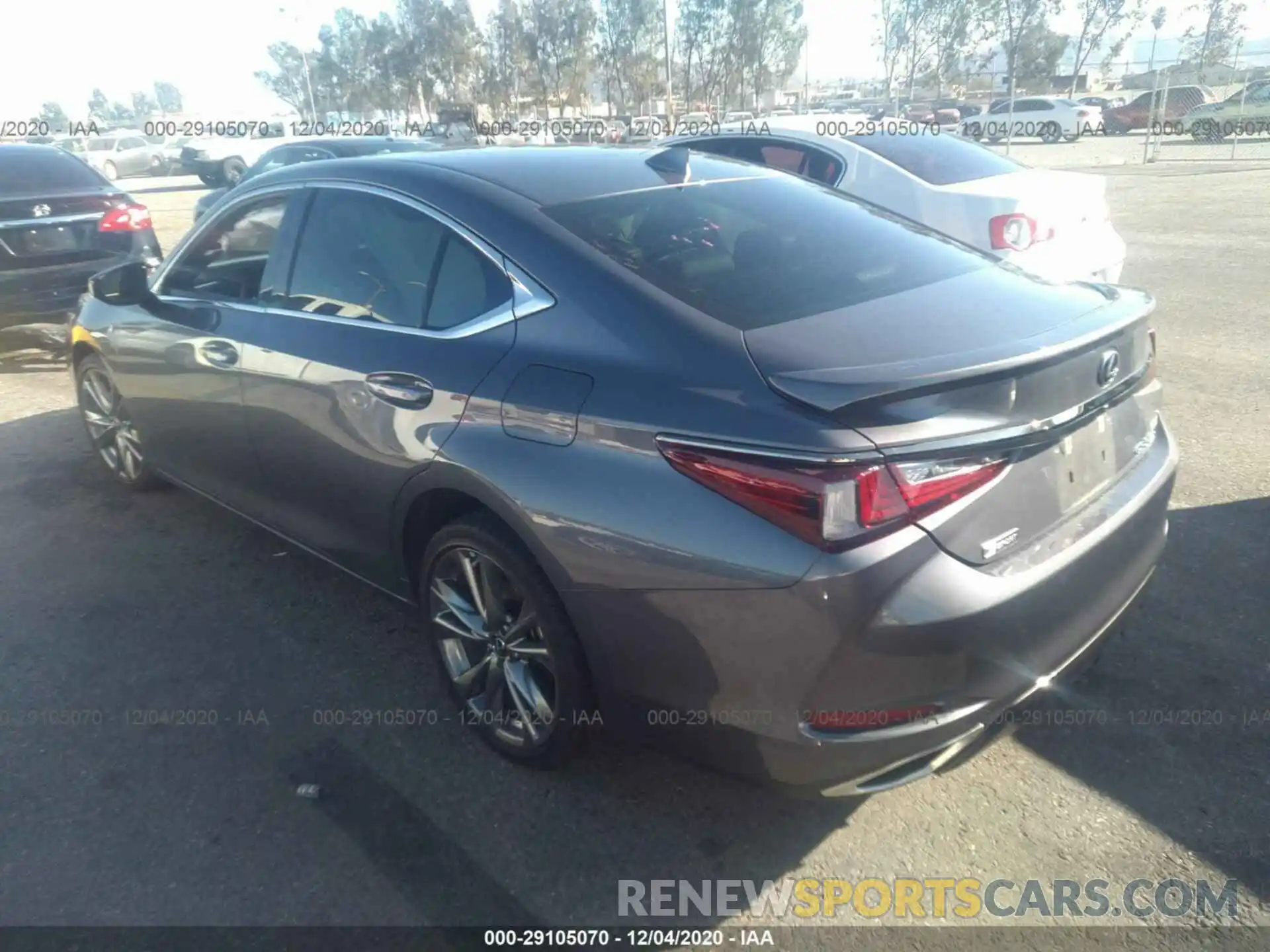 3 Photograph of a damaged car 58ABZ1B14KU002571 LEXUS ES 2019