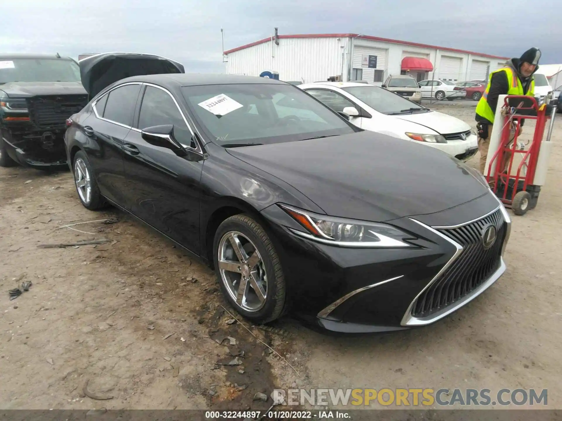 1 Photograph of a damaged car 58ABZ1B14KU007494 LEXUS ES 2019