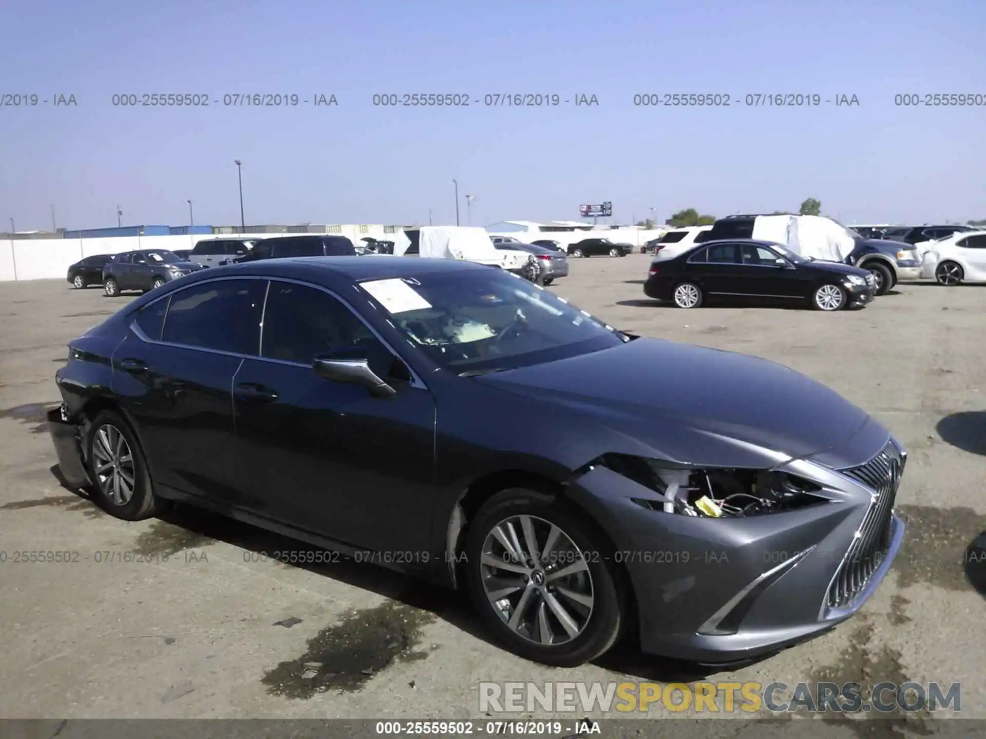 1 Photograph of a damaged car 58ABZ1B14KU012114 LEXUS ES 2019