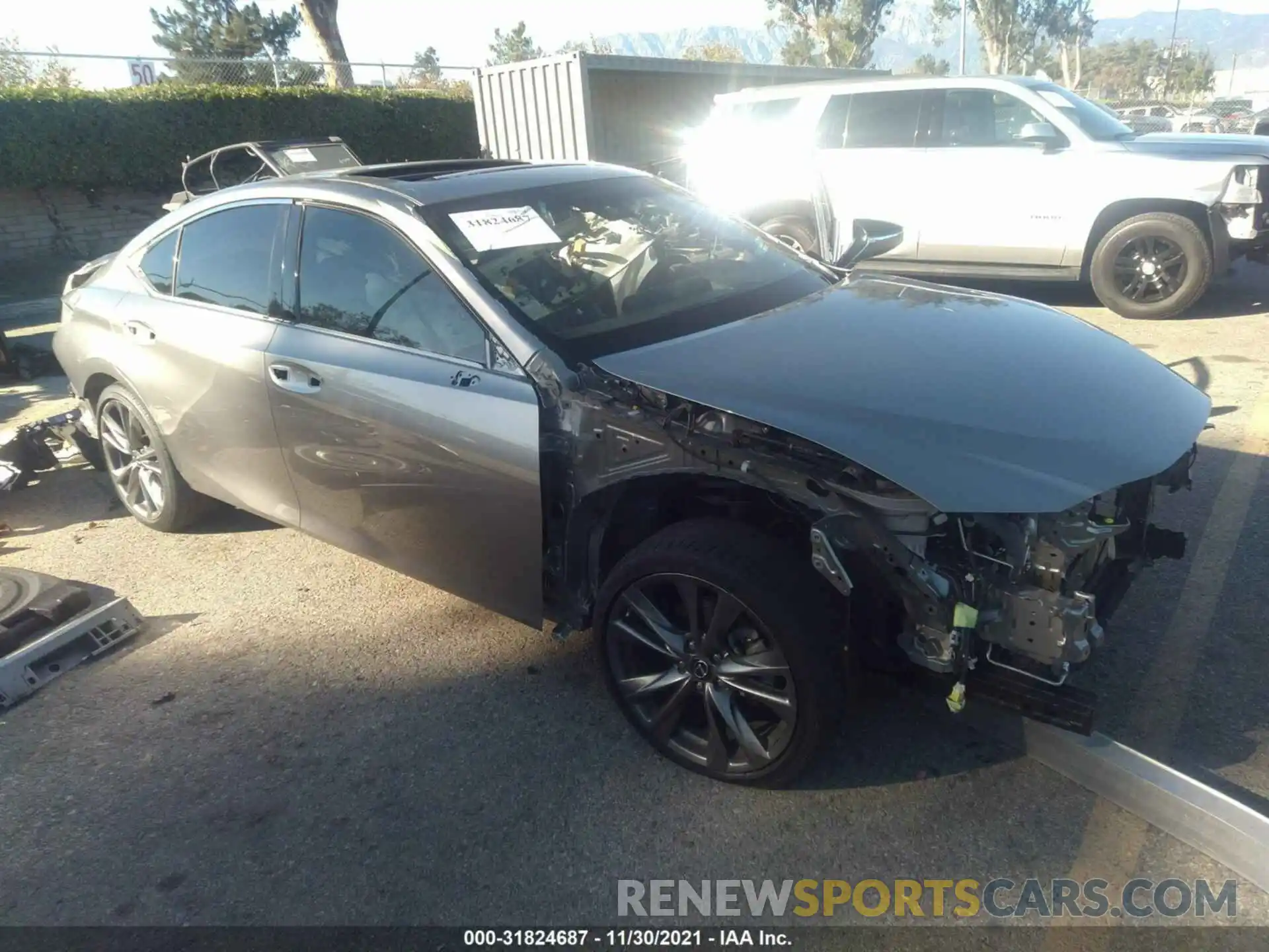 1 Photograph of a damaged car 58ABZ1B14KU022593 LEXUS ES 2019