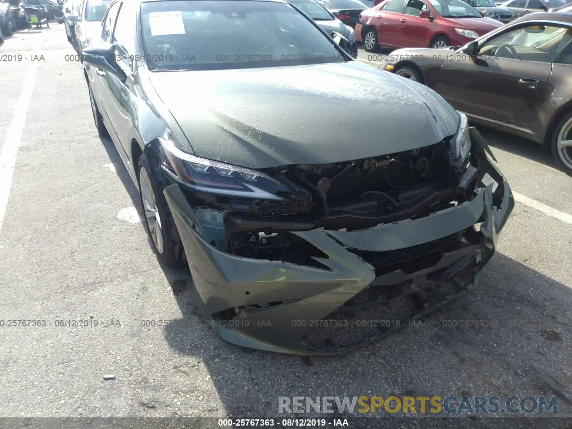 6 Photograph of a damaged car 58ABZ1B14KU026904 LEXUS ES 2019