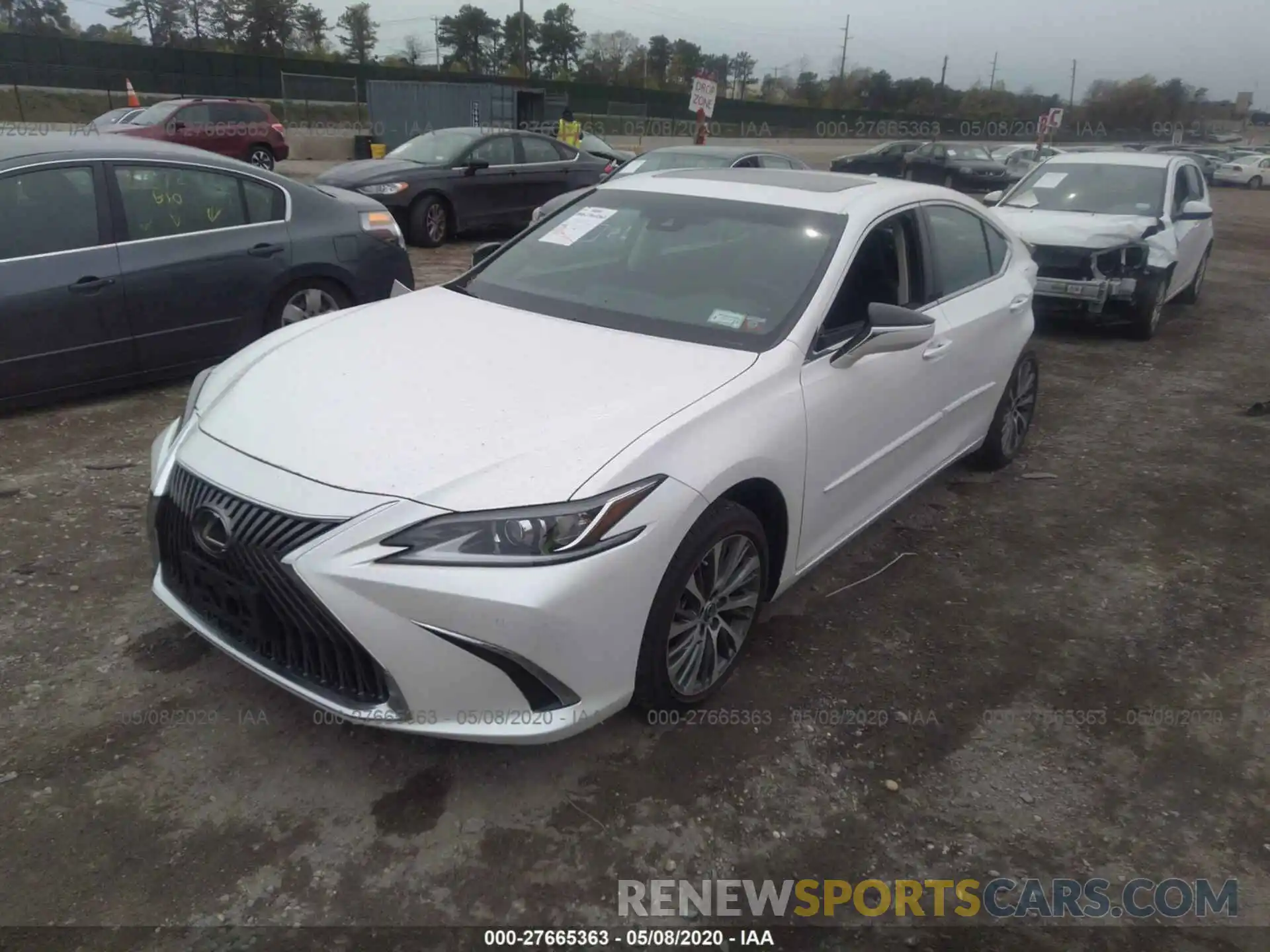 2 Photograph of a damaged car 58ABZ1B14KU050068 LEXUS ES 2019