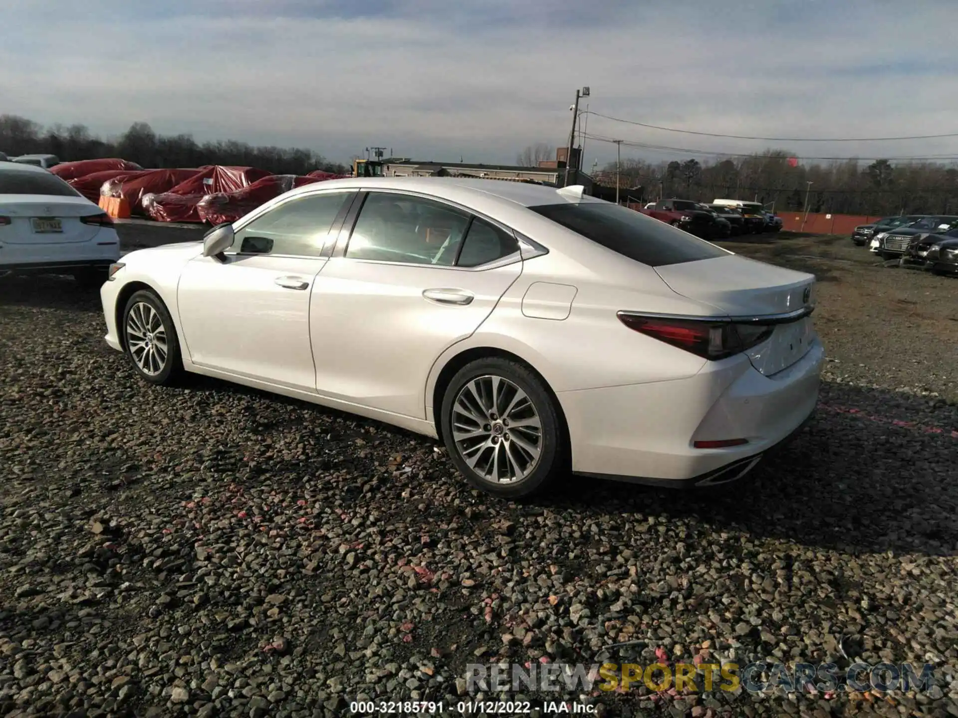 3 Фотография поврежденного автомобиля 58ABZ1B15KU009772 LEXUS ES 2019