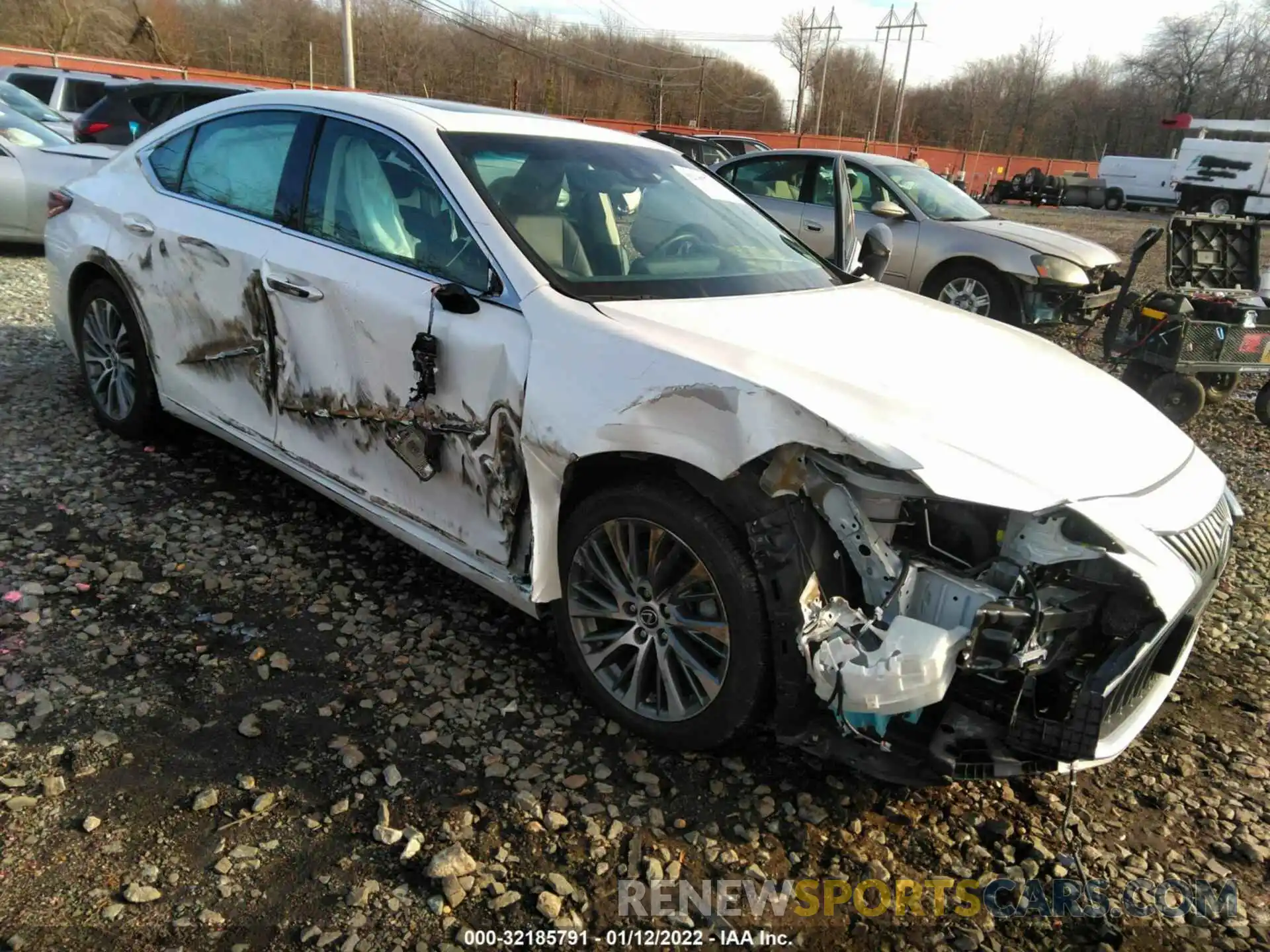 6 Photograph of a damaged car 58ABZ1B15KU009772 LEXUS ES 2019