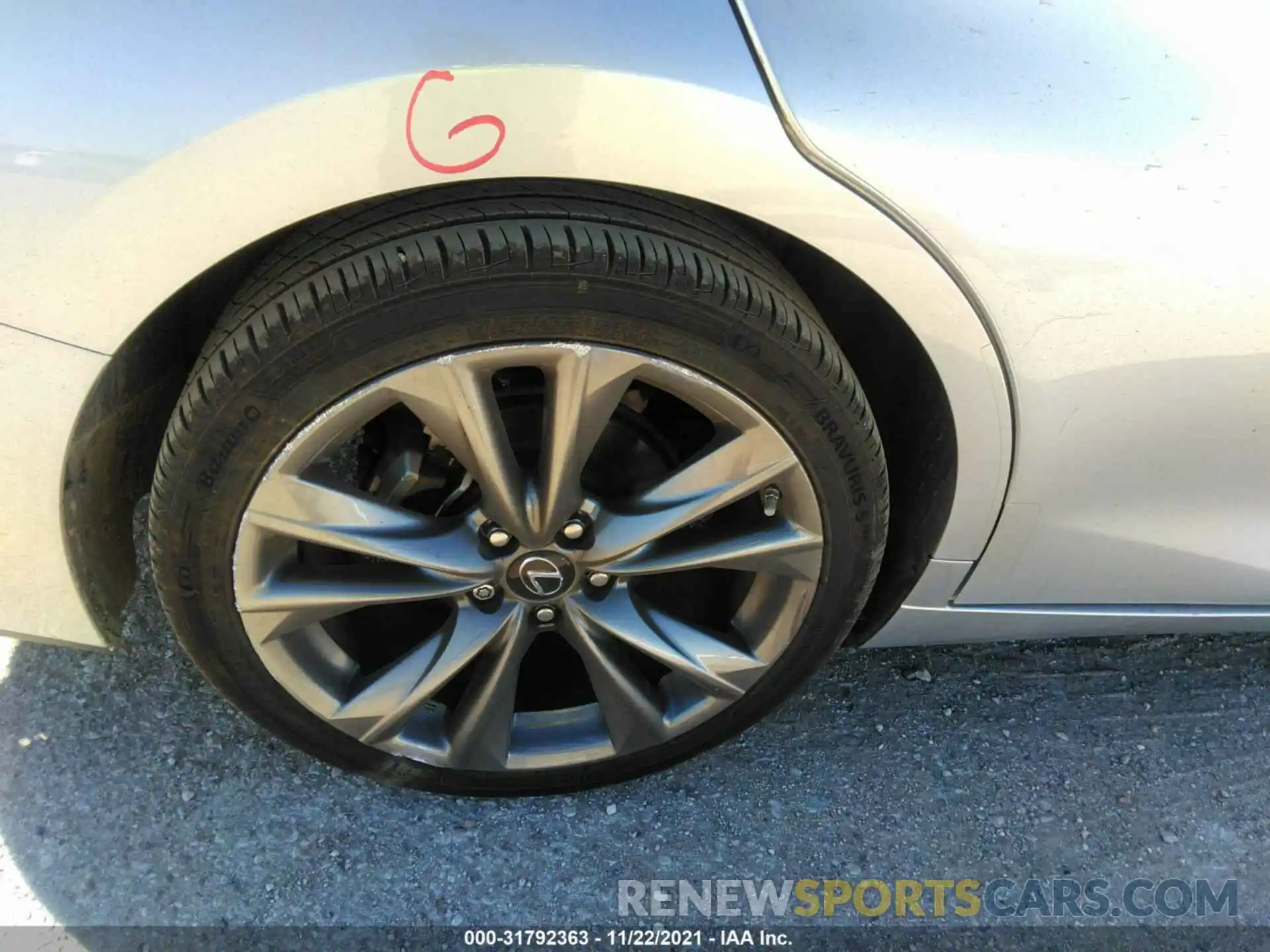 16 Photograph of a damaged car 58ABZ1B15KU010100 LEXUS ES 2019