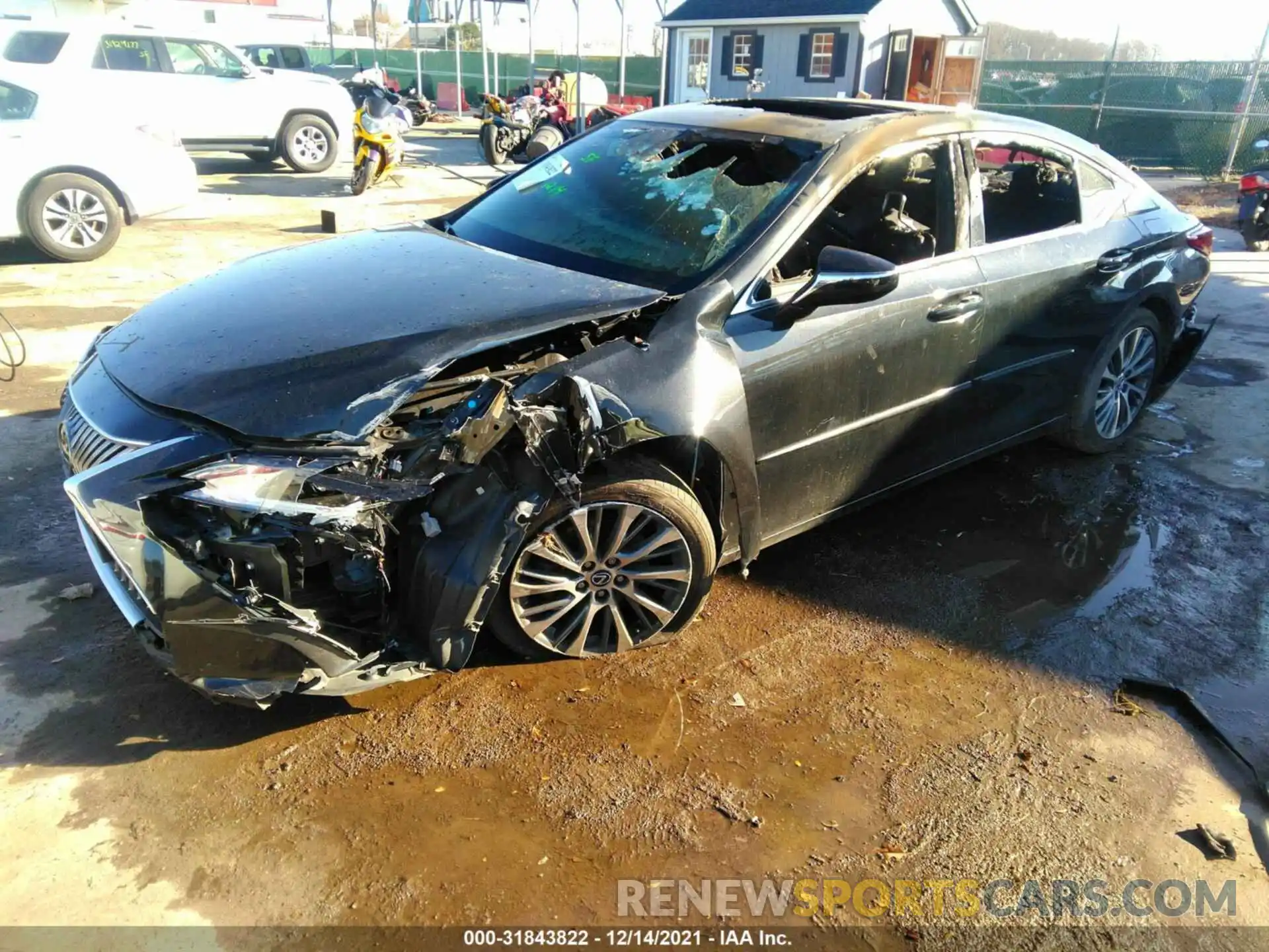 2 Photograph of a damaged car 58ABZ1B15KU013790 LEXUS ES 2019