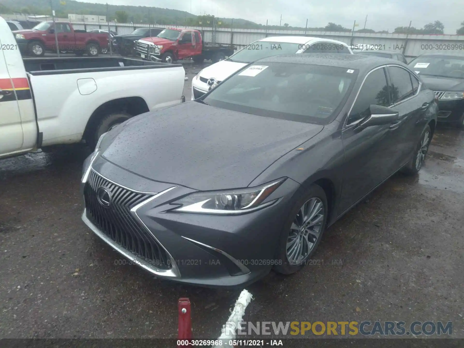 2 Photograph of a damaged car 58ABZ1B15KU016995 LEXUS ES 2019