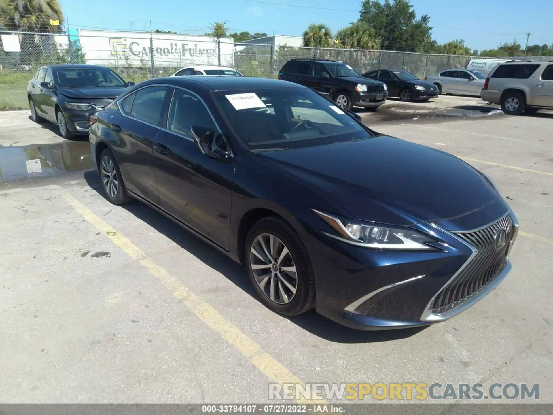 1 Photograph of a damaged car 58ABZ1B15KU020447 LEXUS ES 2019