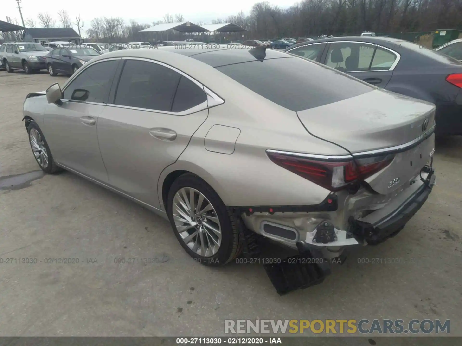 3 Photograph of a damaged car 58ABZ1B15KU021968 LEXUS ES 2019