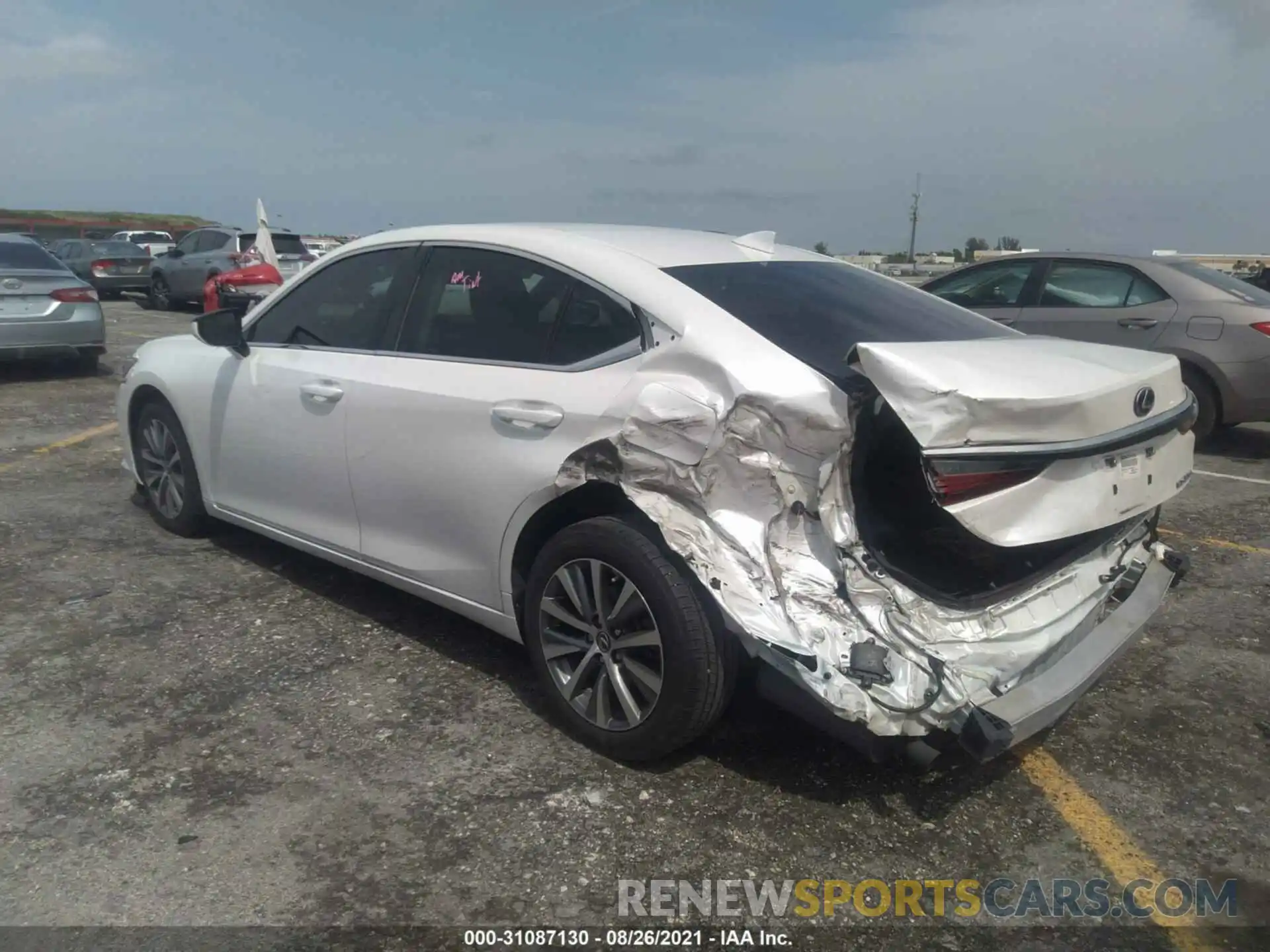 3 Photograph of a damaged car 58ABZ1B15KU022327 LEXUS ES 2019