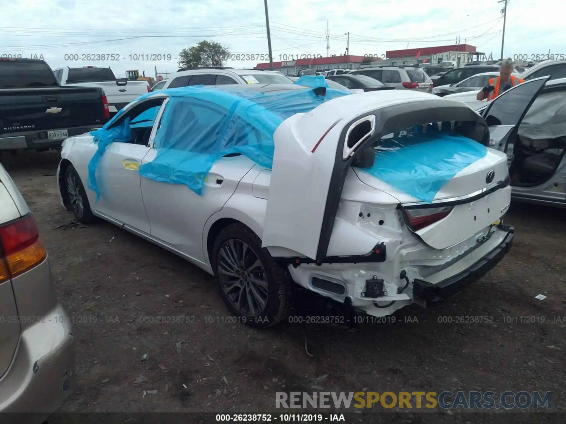 3 Photograph of a damaged car 58ABZ1B15KU024045 LEXUS ES 2019