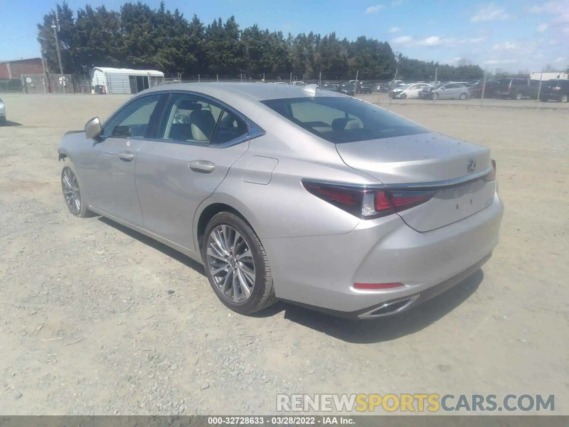 3 Photograph of a damaged car 58ABZ1B15KU038625 LEXUS ES 2019