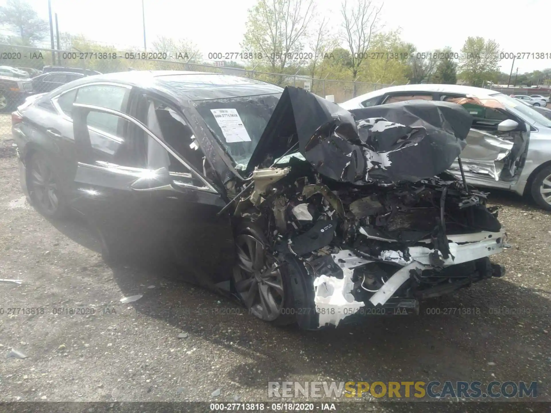 1 Photograph of a damaged car 58ABZ1B15KU048202 LEXUS ES 2019