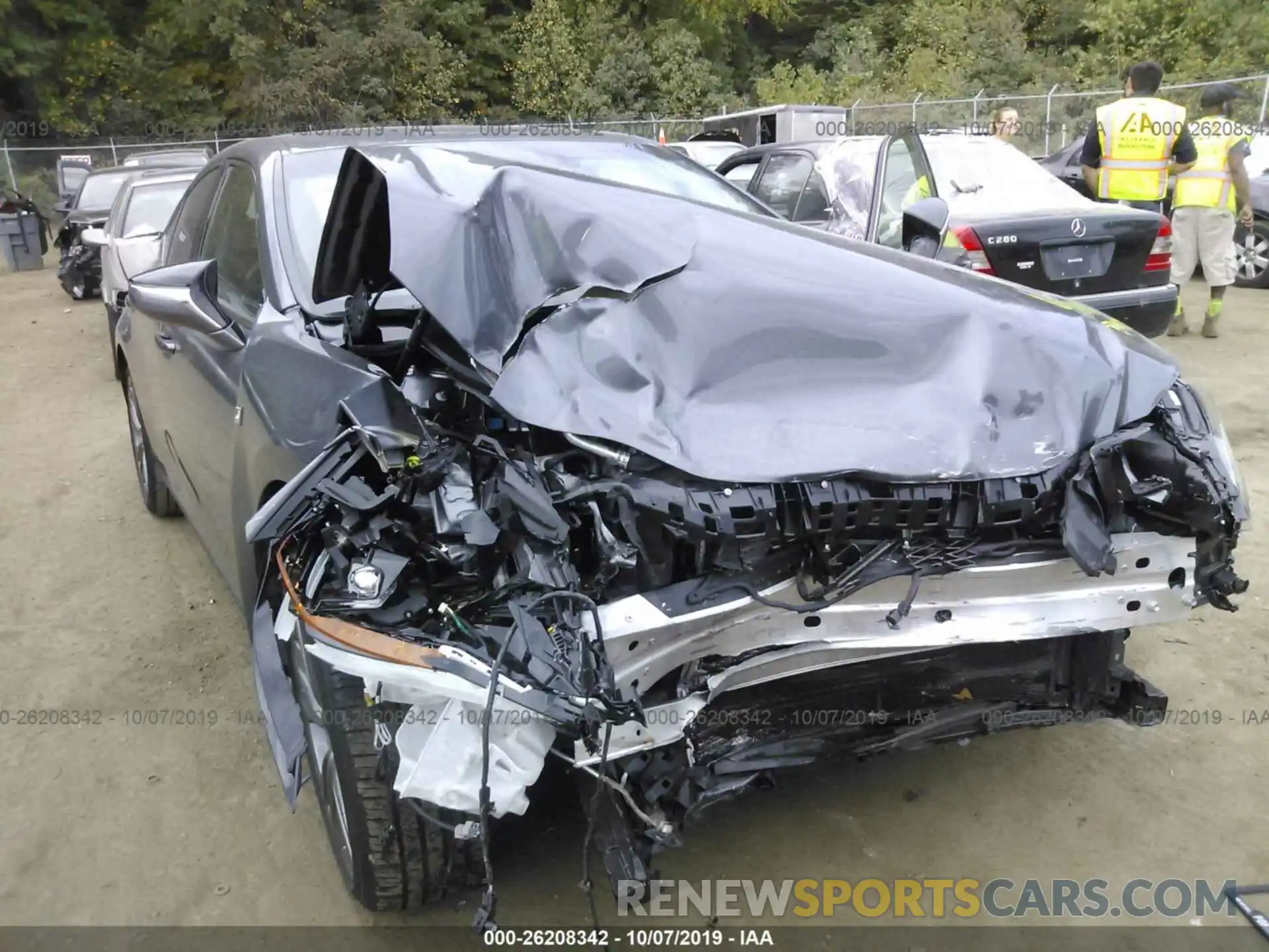 6 Photograph of a damaged car 58ABZ1B16KU004497 LEXUS ES 2019