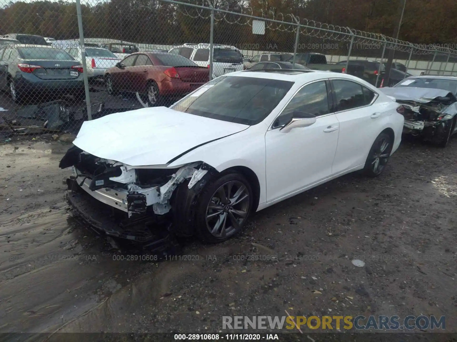 2 Photograph of a damaged car 58ABZ1B16KU018576 LEXUS ES 2019