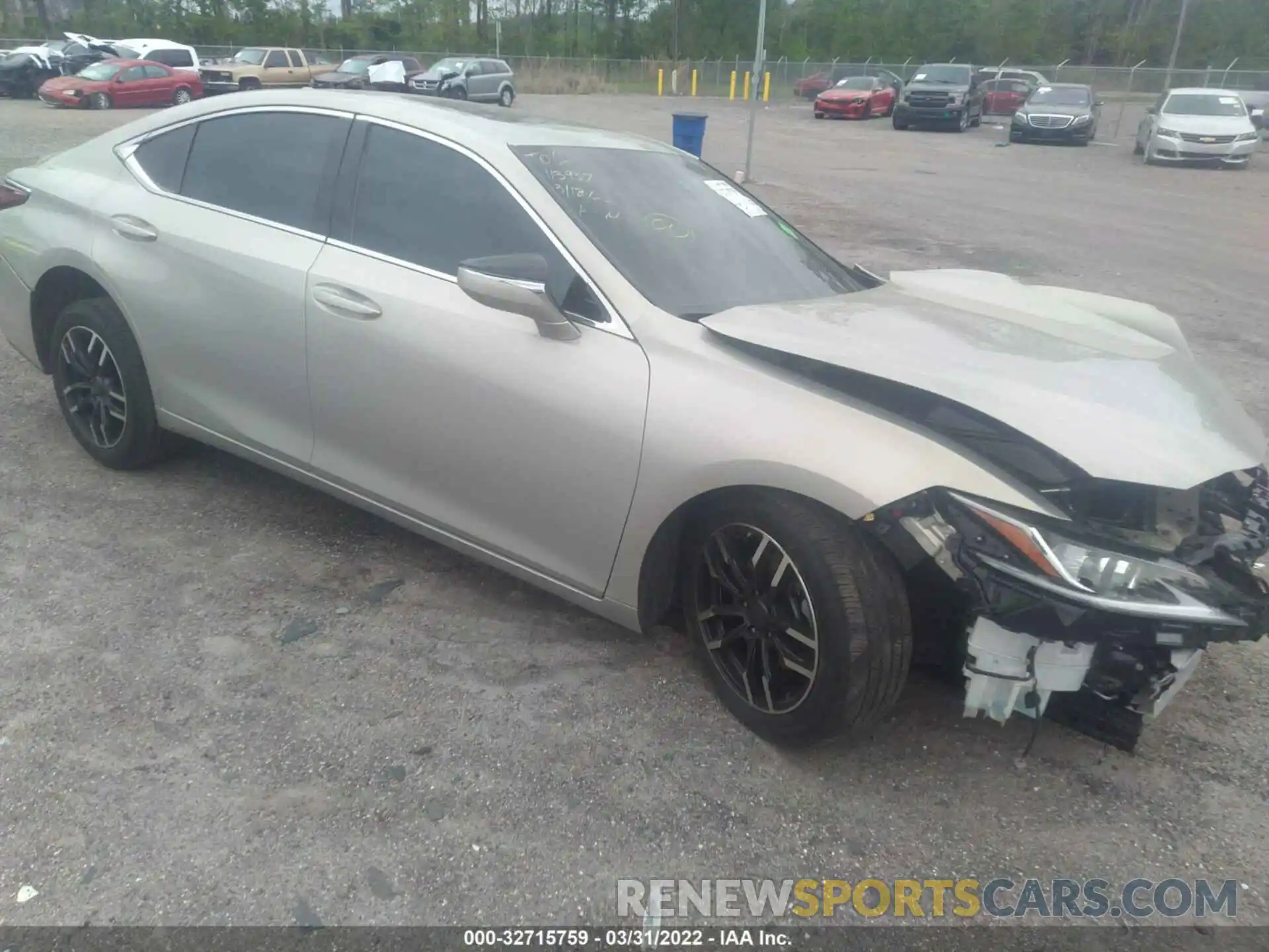 1 Photograph of a damaged car 58ABZ1B16KU023342 LEXUS ES 2019