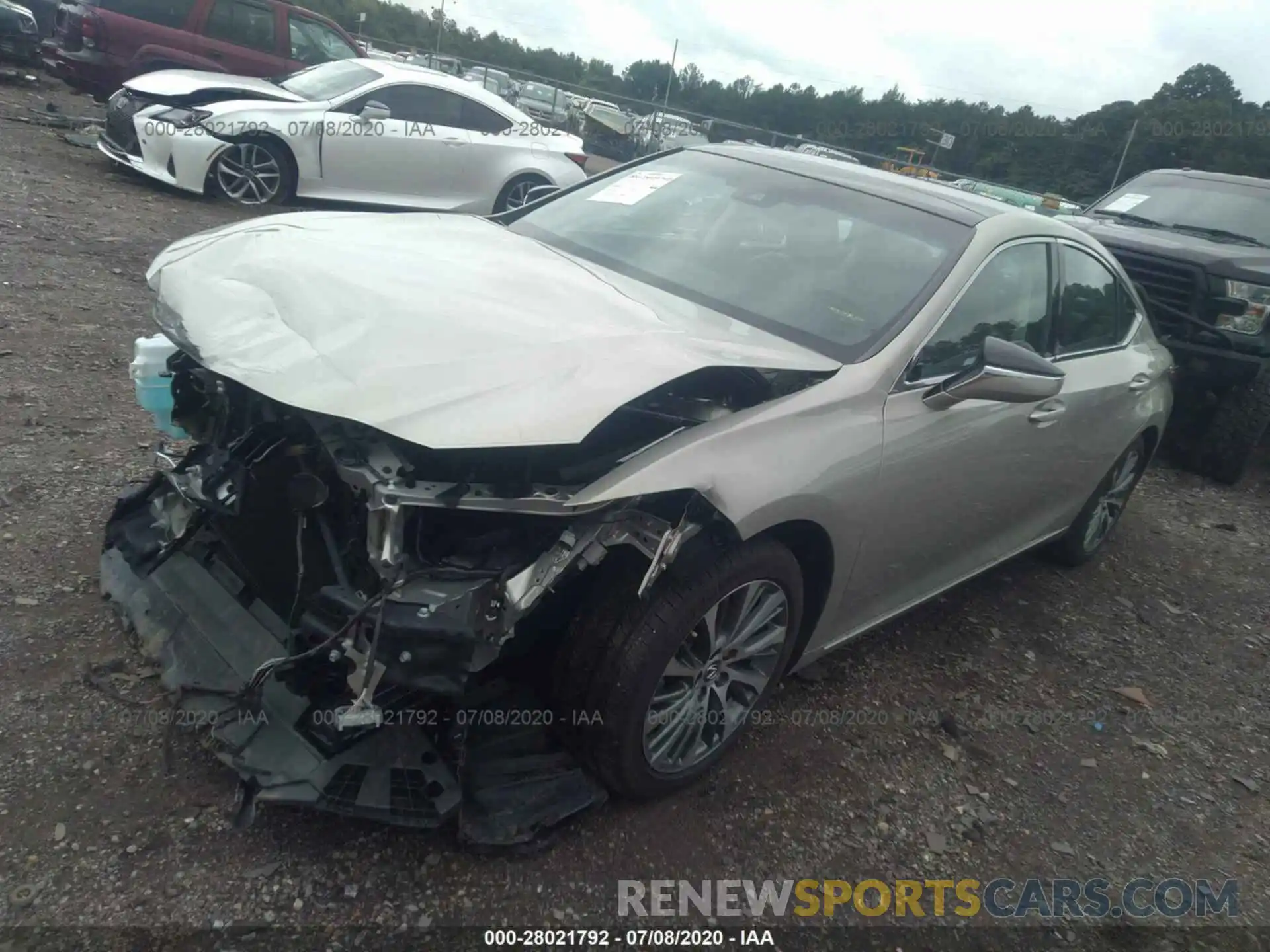 2 Photograph of a damaged car 58ABZ1B16KU030520 LEXUS ES 2019