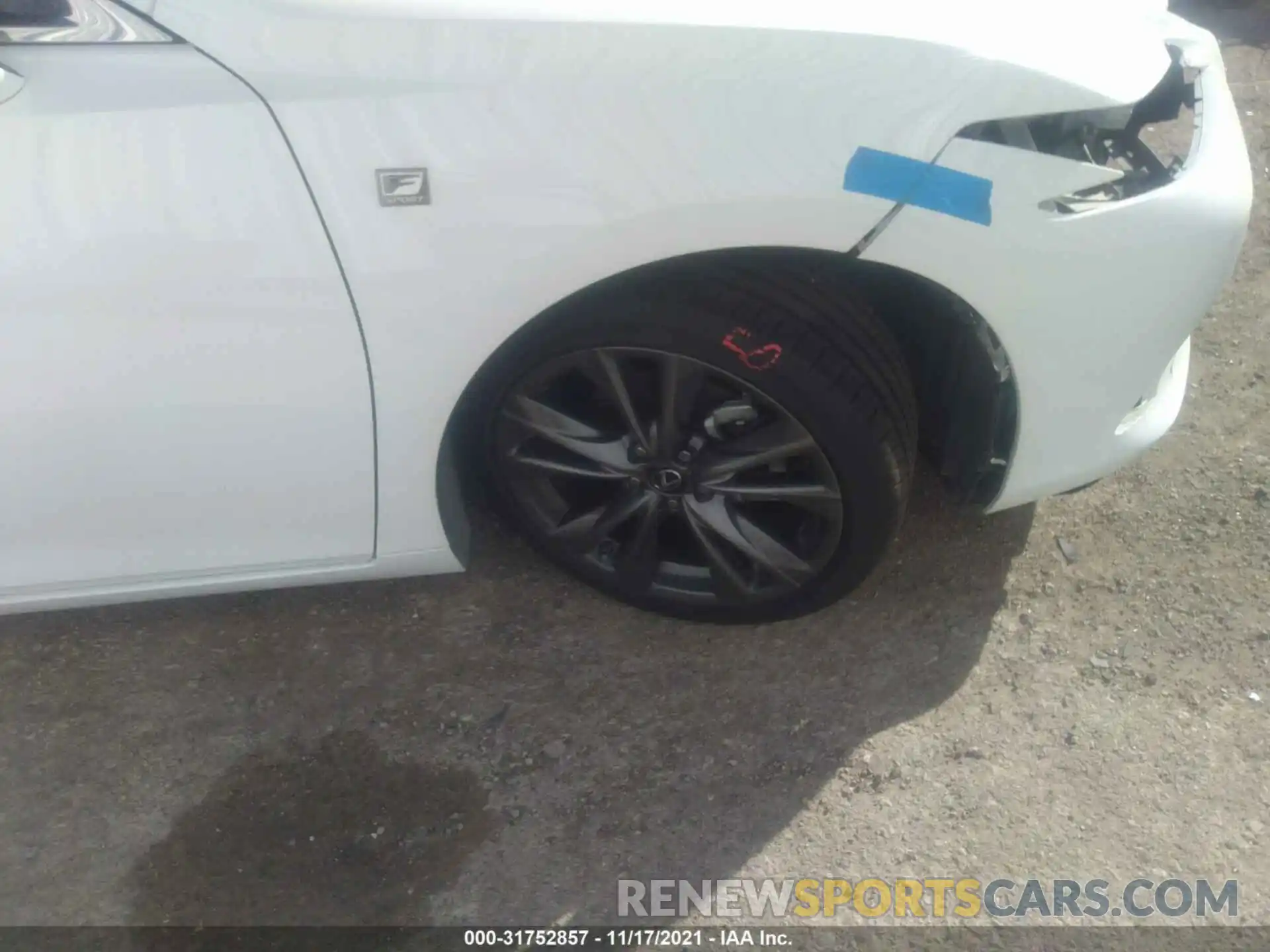 14 Photograph of a damaged car 58ABZ1B16KU031876 LEXUS ES 2019