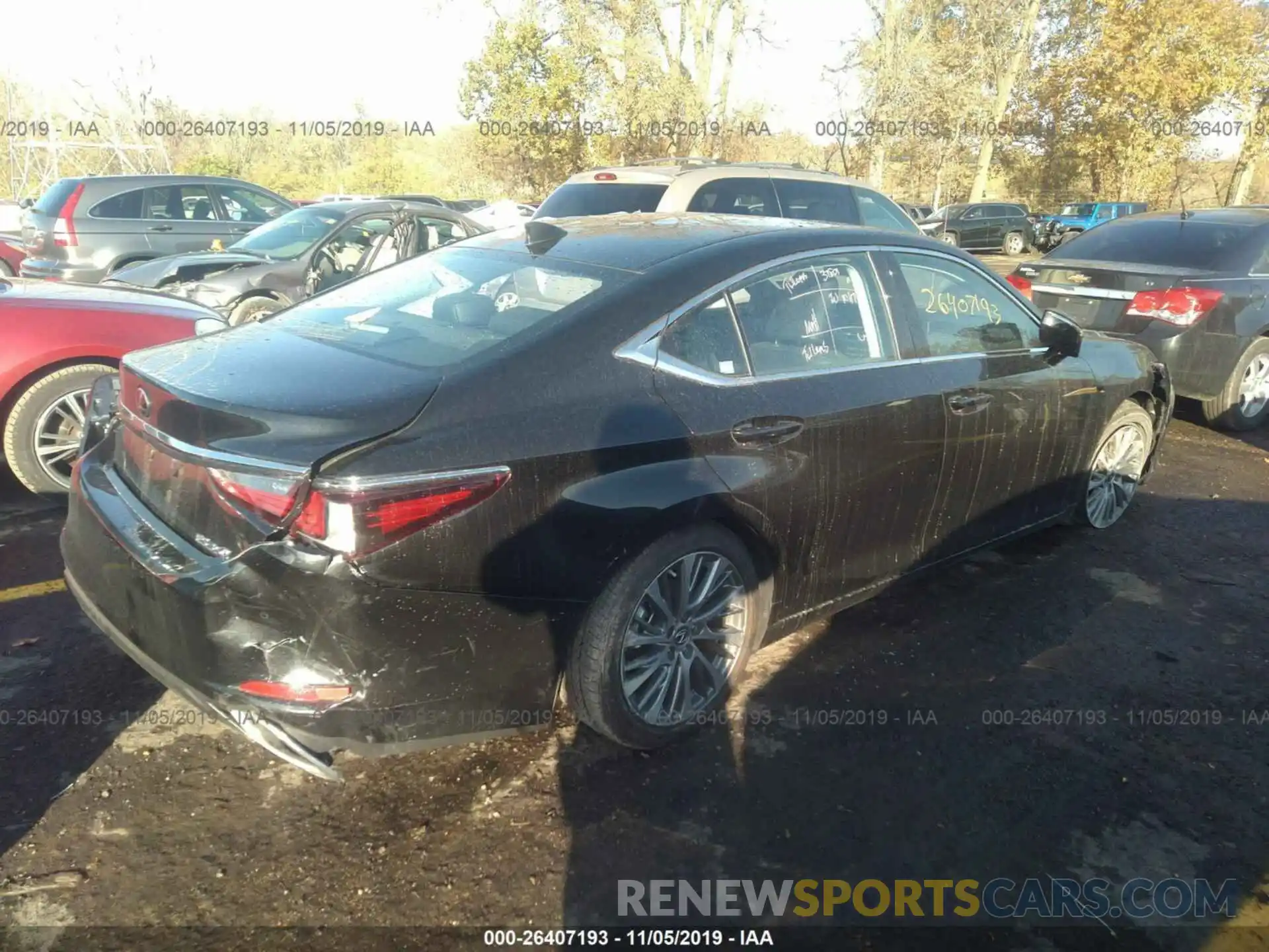 3 Photograph of a damaged car 58ABZ1B16KU044062 LEXUS ES 2019