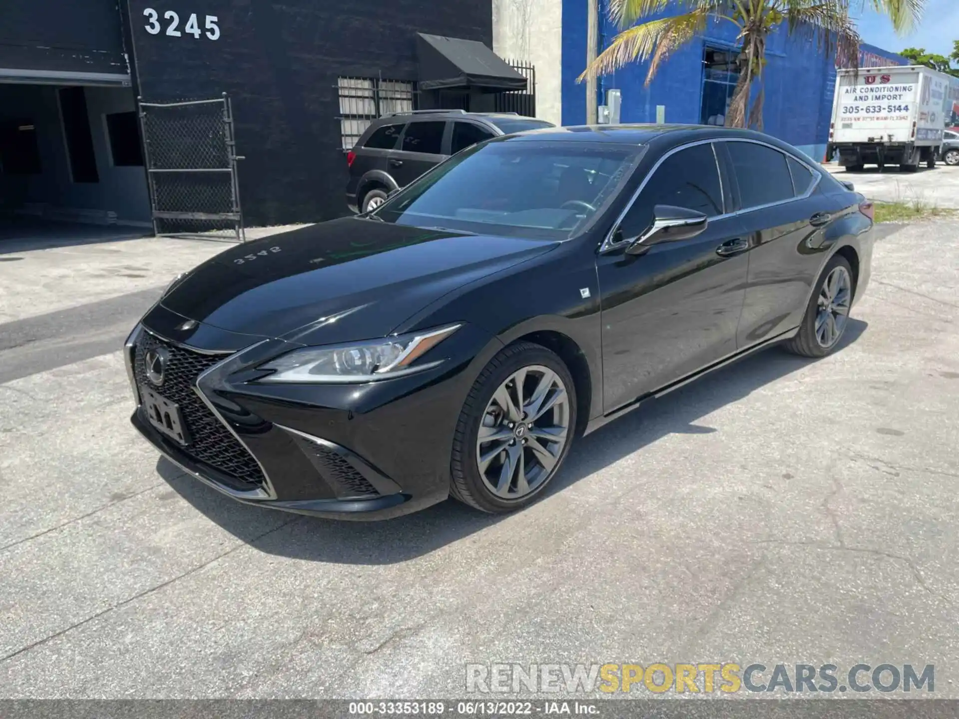 2 Photograph of a damaged car 58ABZ1B16KU047009 LEXUS ES 2019