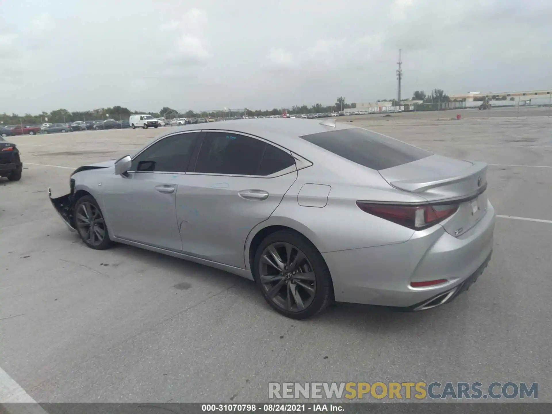 3 Photograph of a damaged car 58ABZ1B16KU049259 LEXUS ES 2019