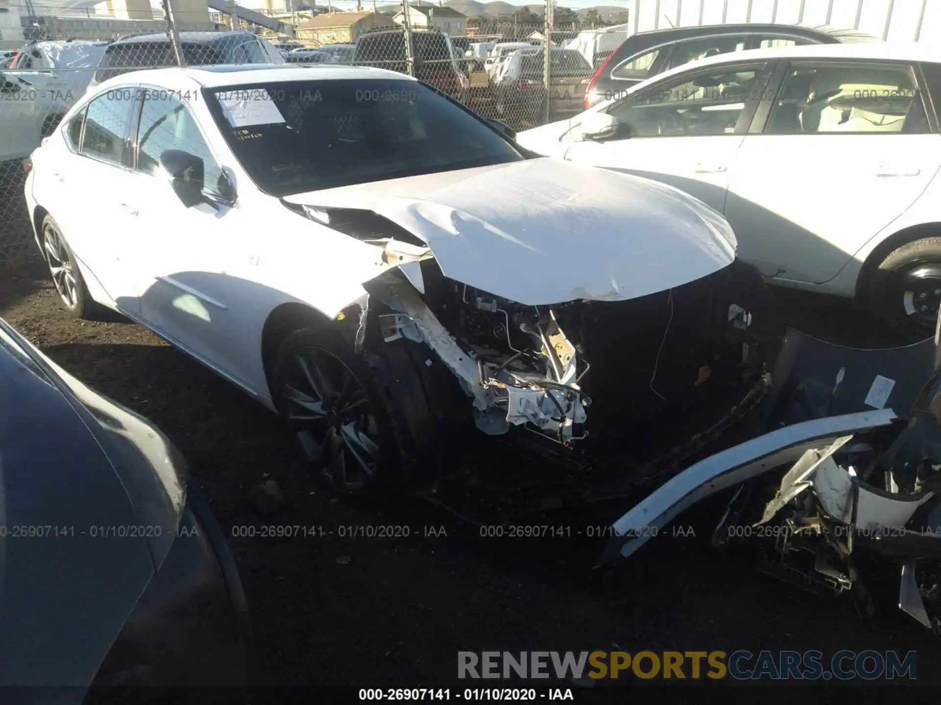 1 Photograph of a damaged car 58ABZ1B17KU008736 LEXUS ES 2019