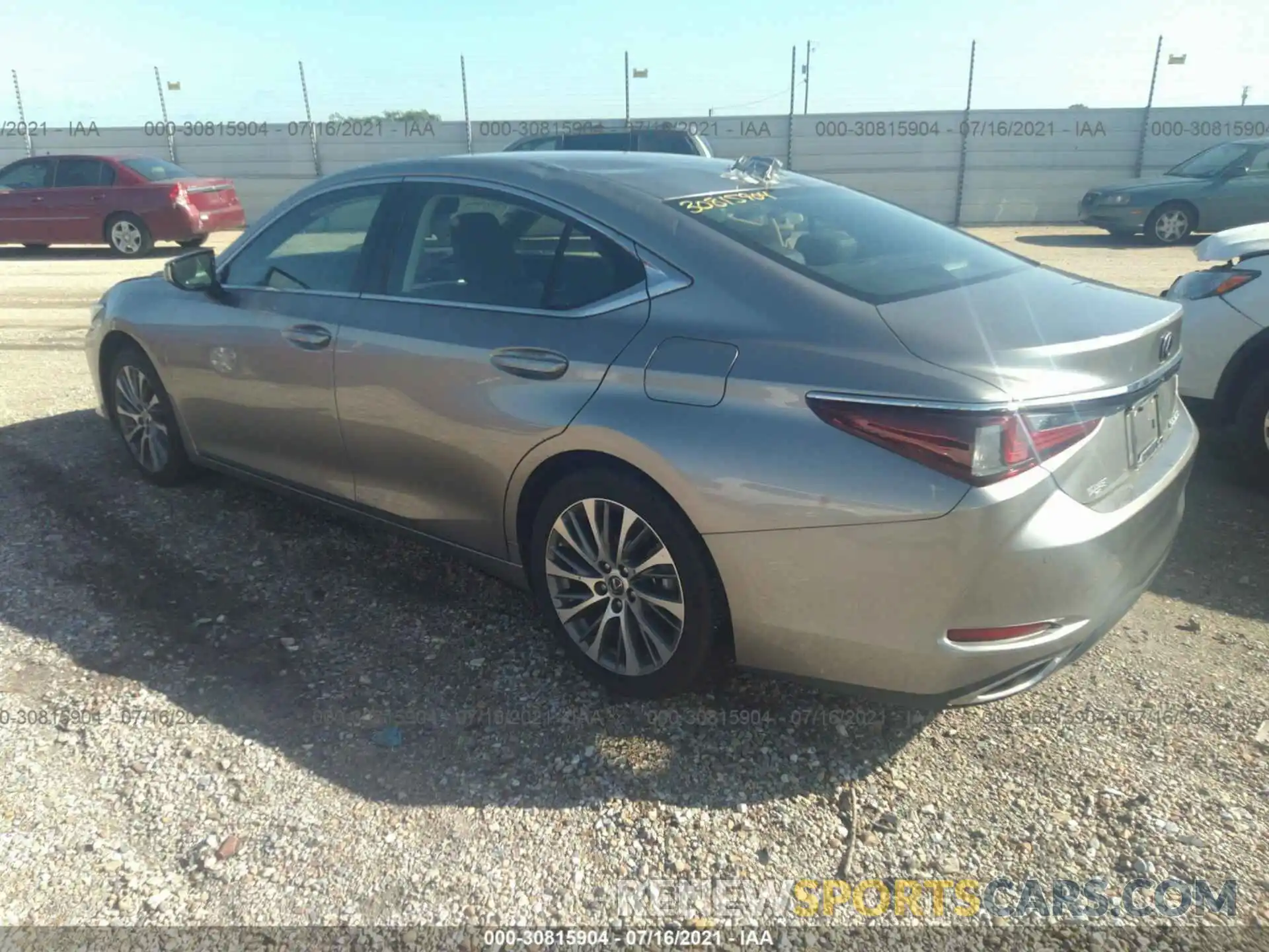 3 Photograph of a damaged car 58ABZ1B17KU014648 LEXUS ES 2019