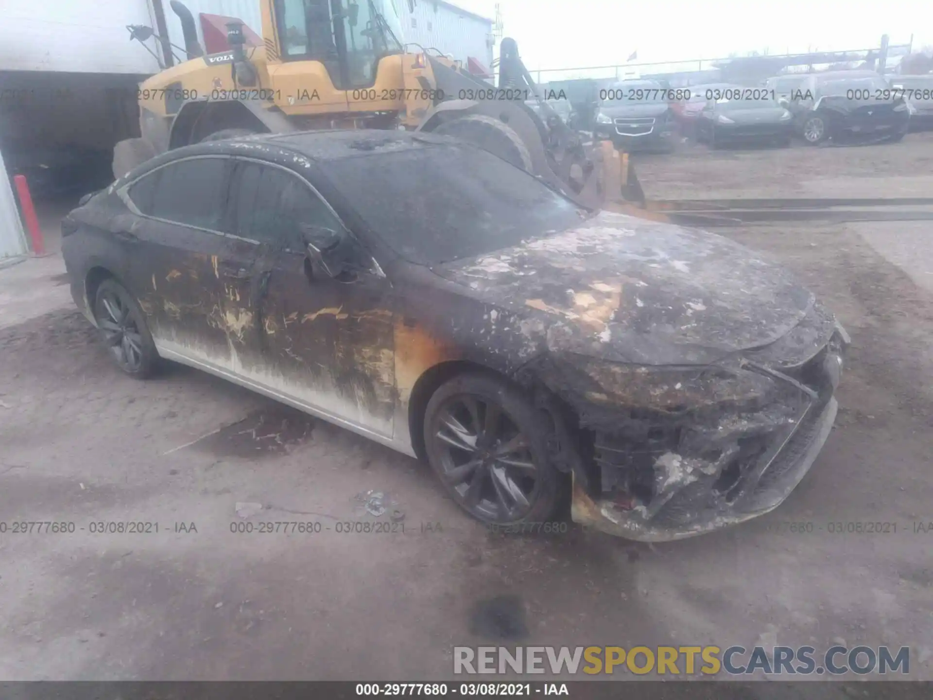 1 Photograph of a damaged car 58ABZ1B17KU022040 LEXUS ES 2019