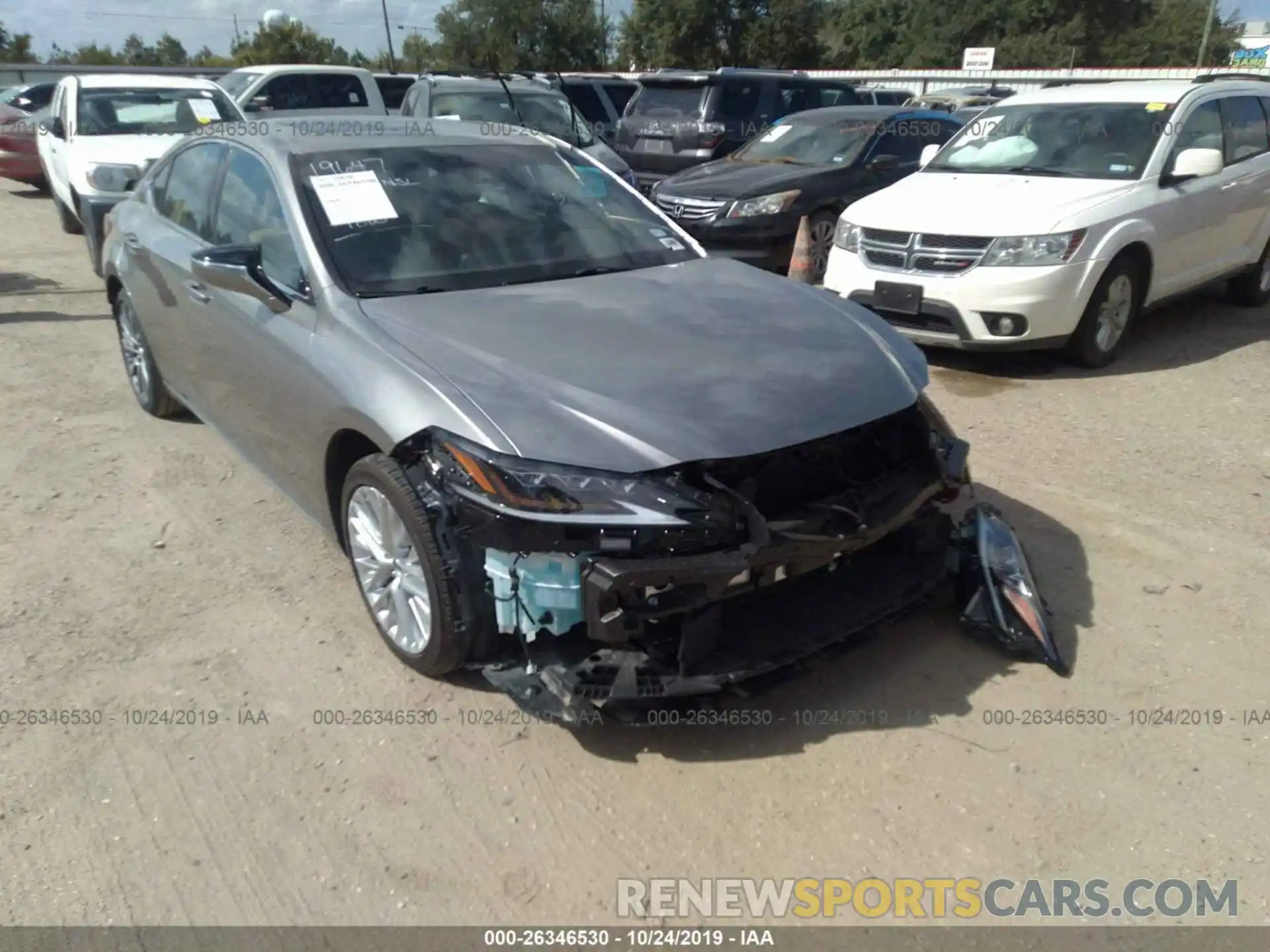 1 Photograph of a damaged car 58ABZ1B17KU026699 LEXUS ES 2019