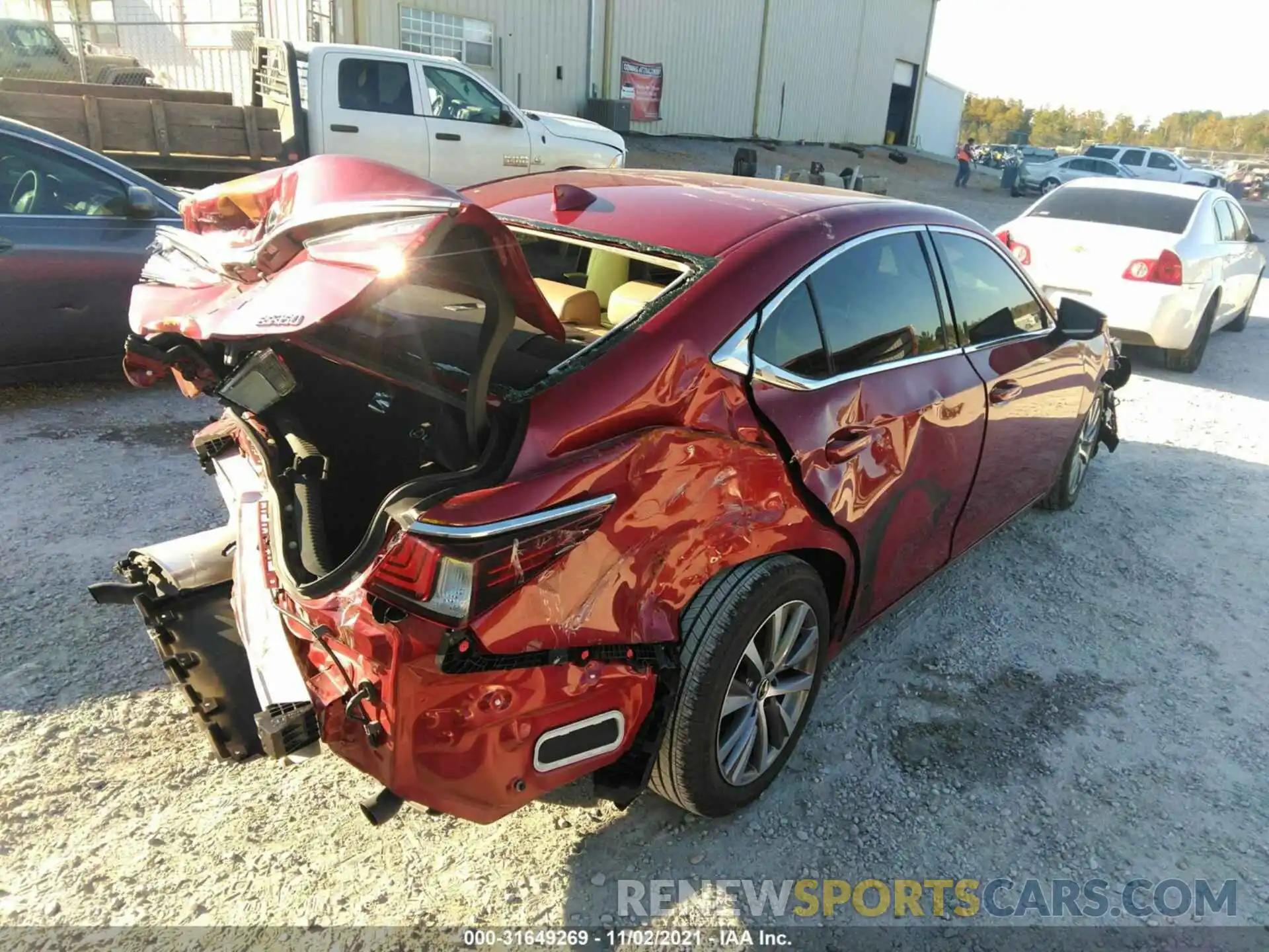 4 Photograph of a damaged car 58ABZ1B17KU027643 LEXUS ES 2019