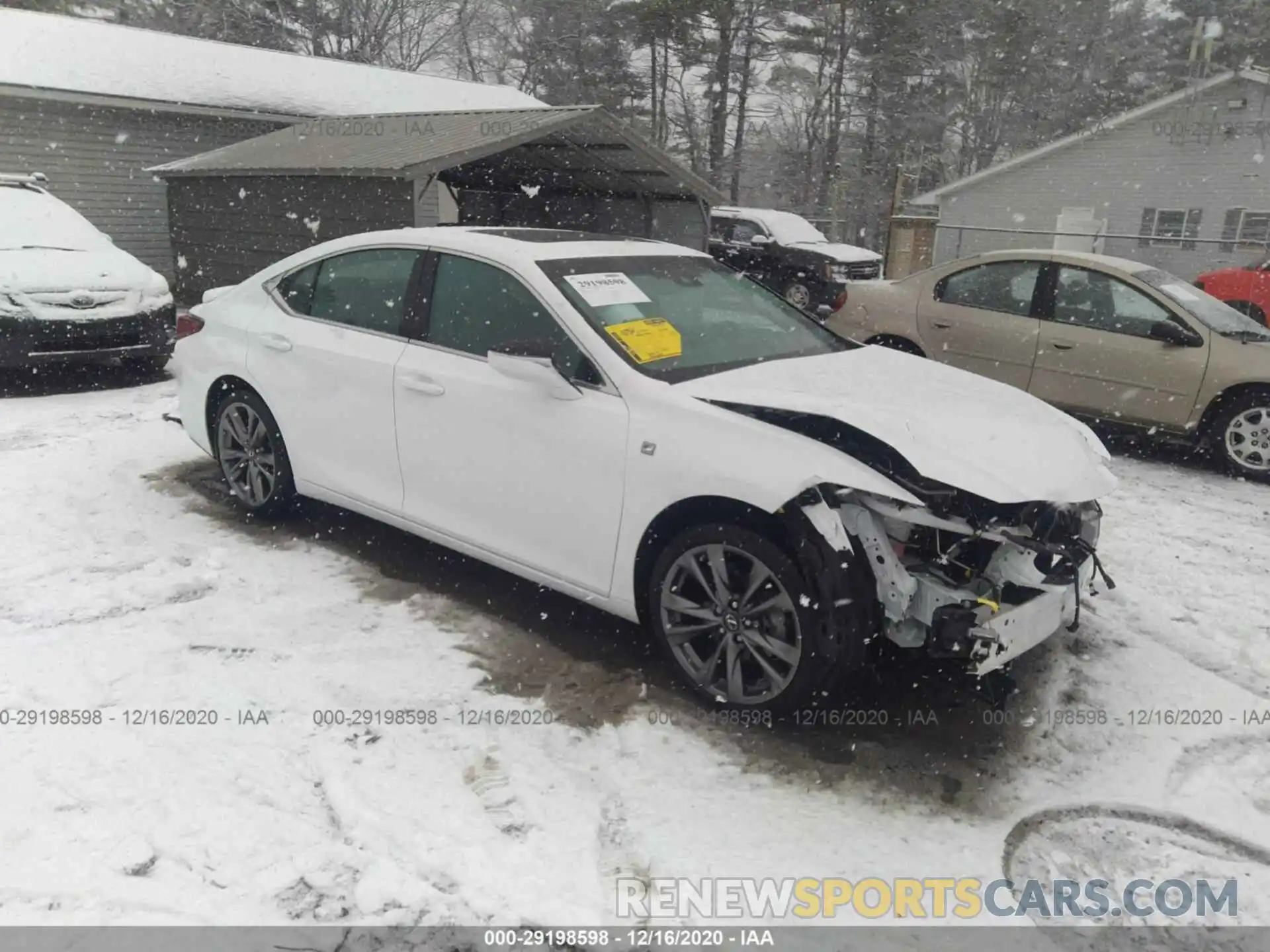 1 Photograph of a damaged car 58ABZ1B17KU028338 LEXUS ES 2019