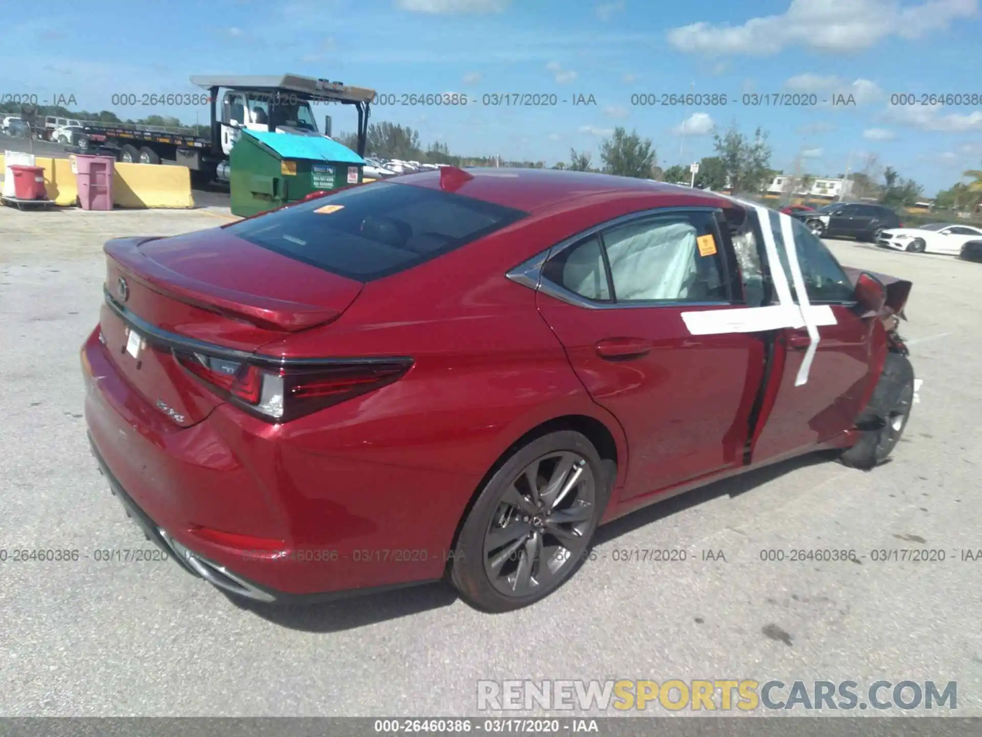 4 Photograph of a damaged car 58ABZ1B17KU034298 LEXUS ES 2019