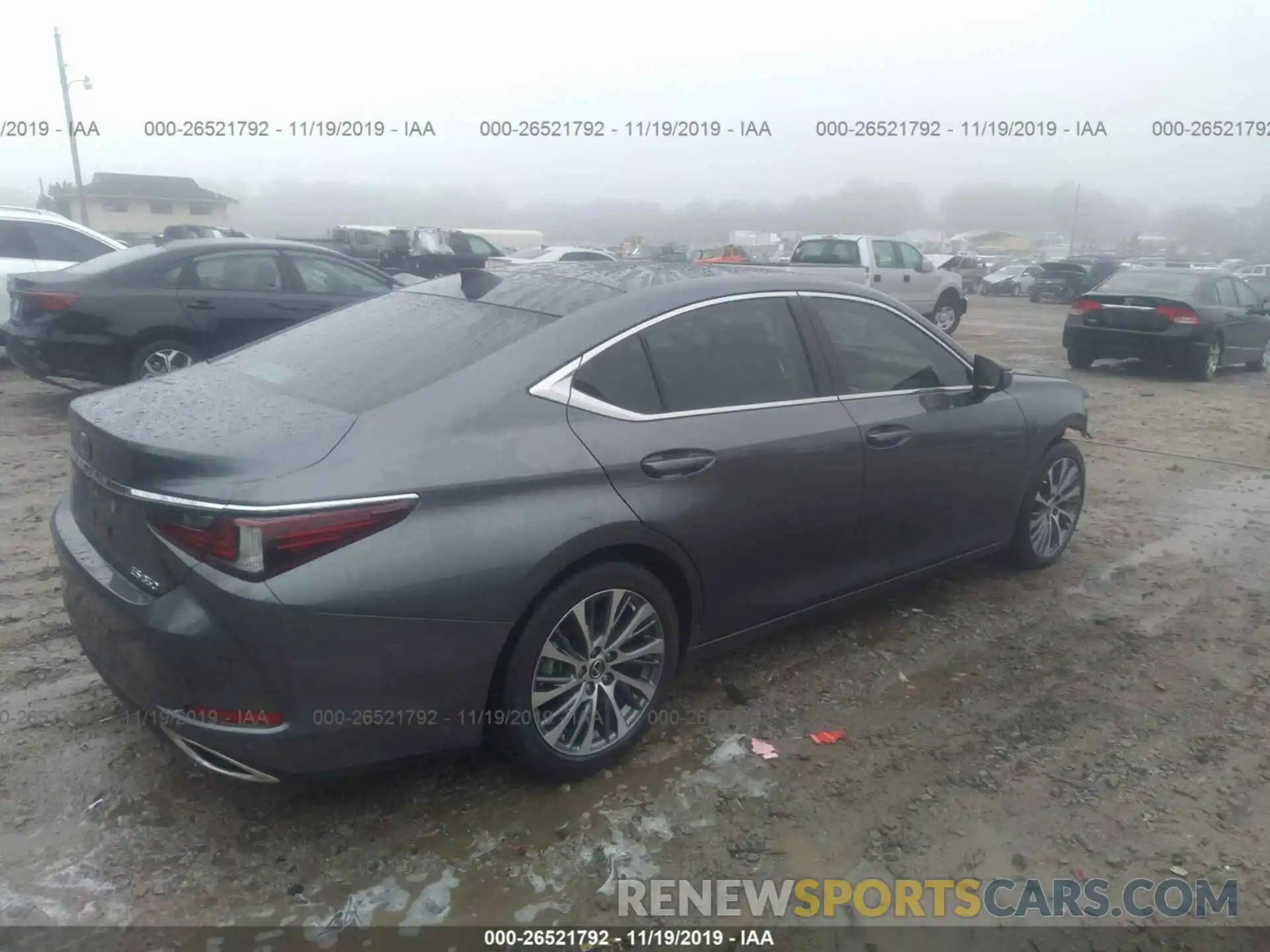 4 Photograph of a damaged car 58ABZ1B17KU034768 LEXUS ES 2019