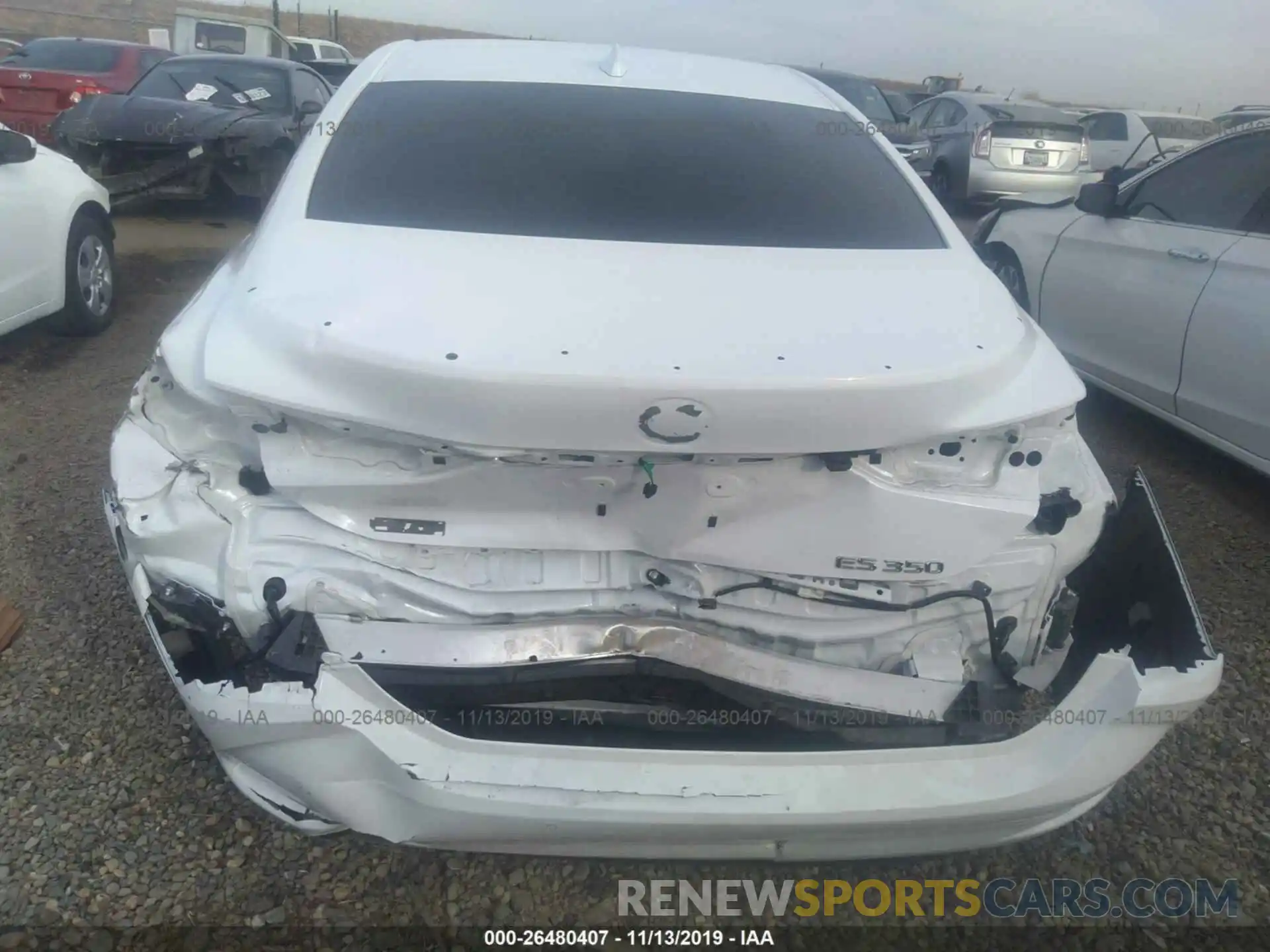 6 Photograph of a damaged car 58ABZ1B17KU036536 LEXUS ES 2019