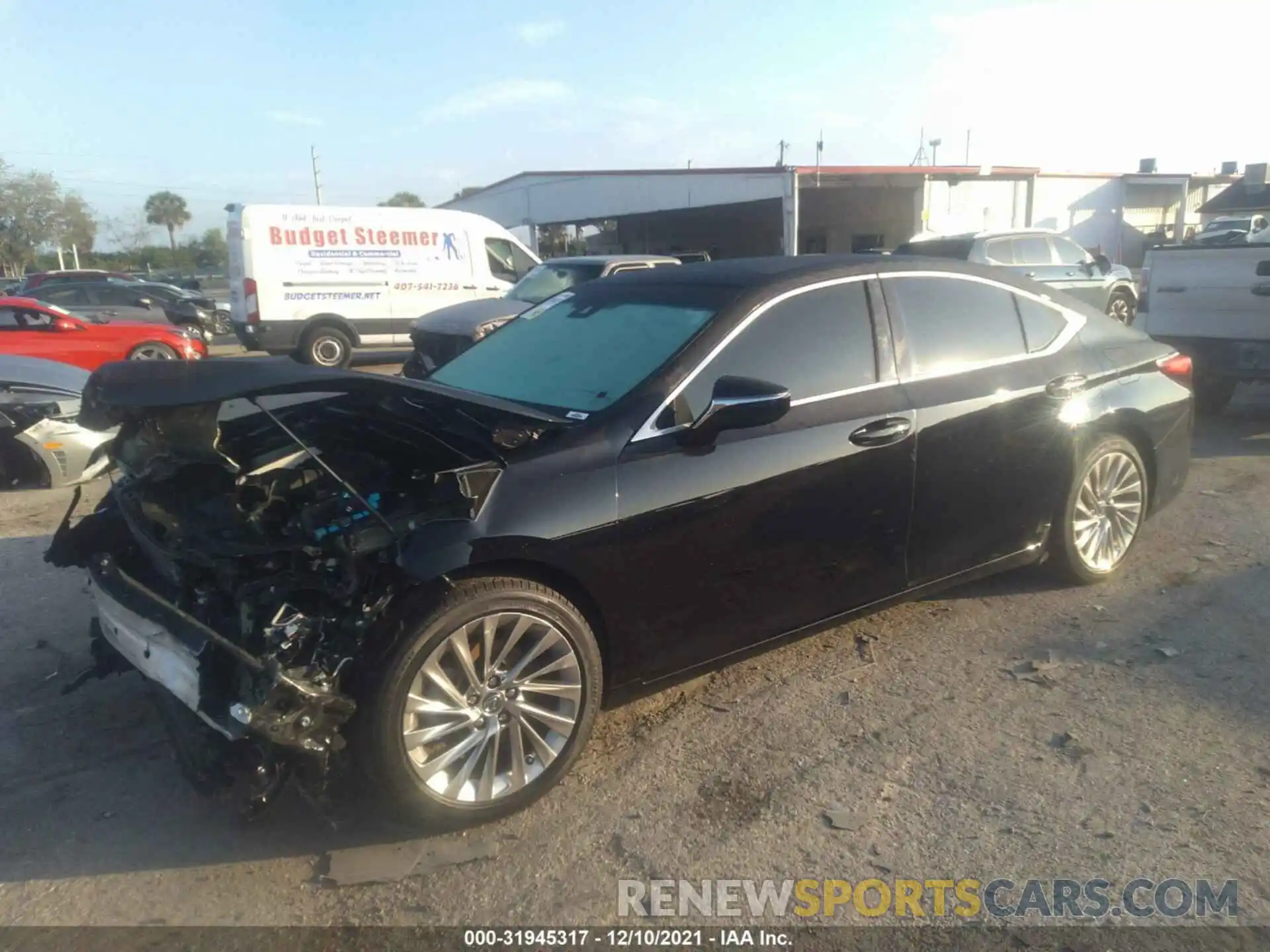 2 Photograph of a damaged car 58ABZ1B17KU040036 LEXUS ES 2019