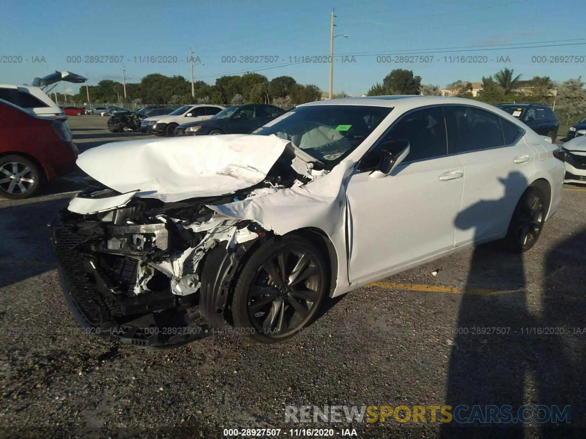 2 Photograph of a damaged car 58ABZ1B17KU043115 LEXUS ES 2019