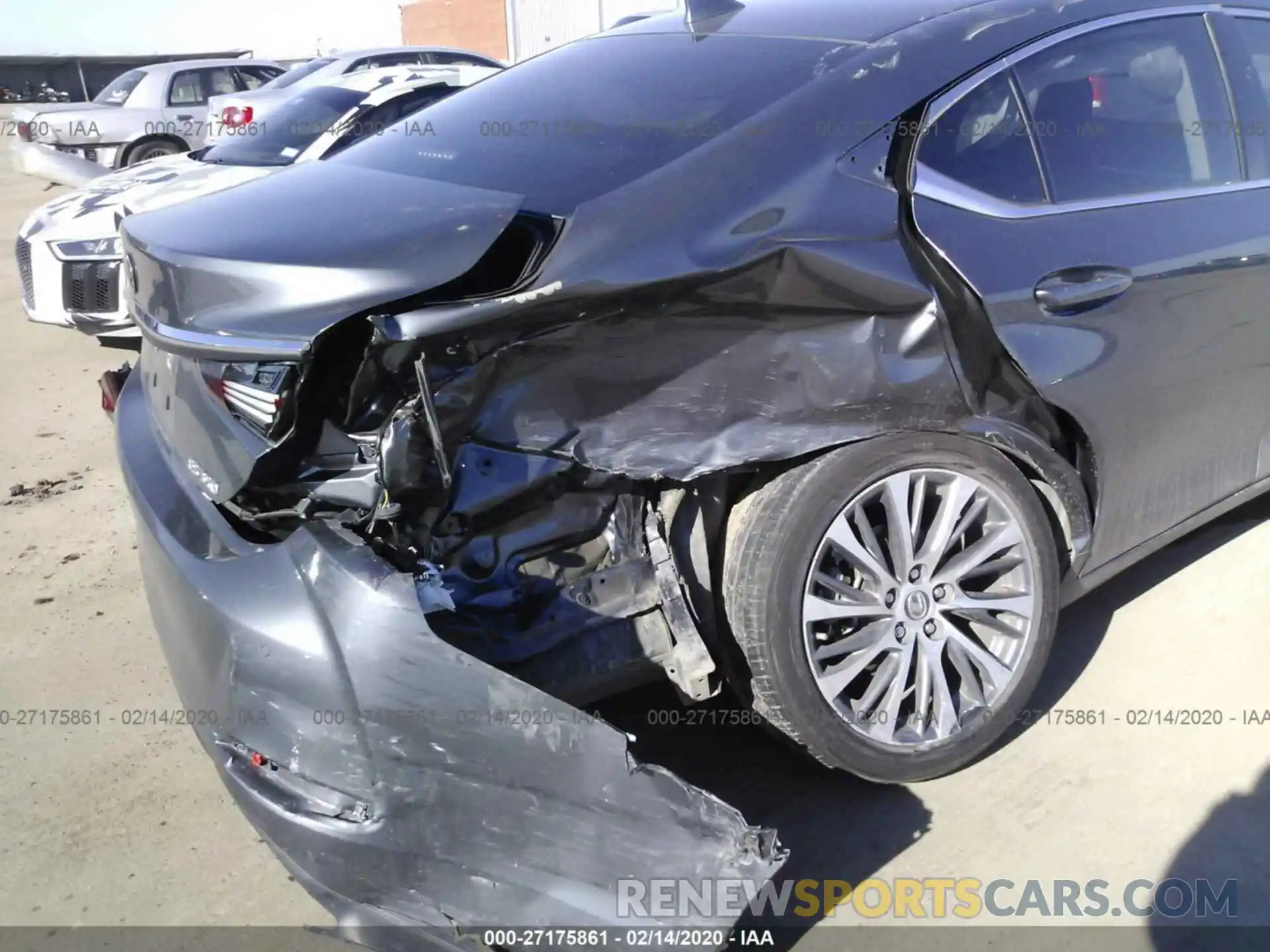 6 Photograph of a damaged car 58ABZ1B18KU003061 LEXUS ES 2019