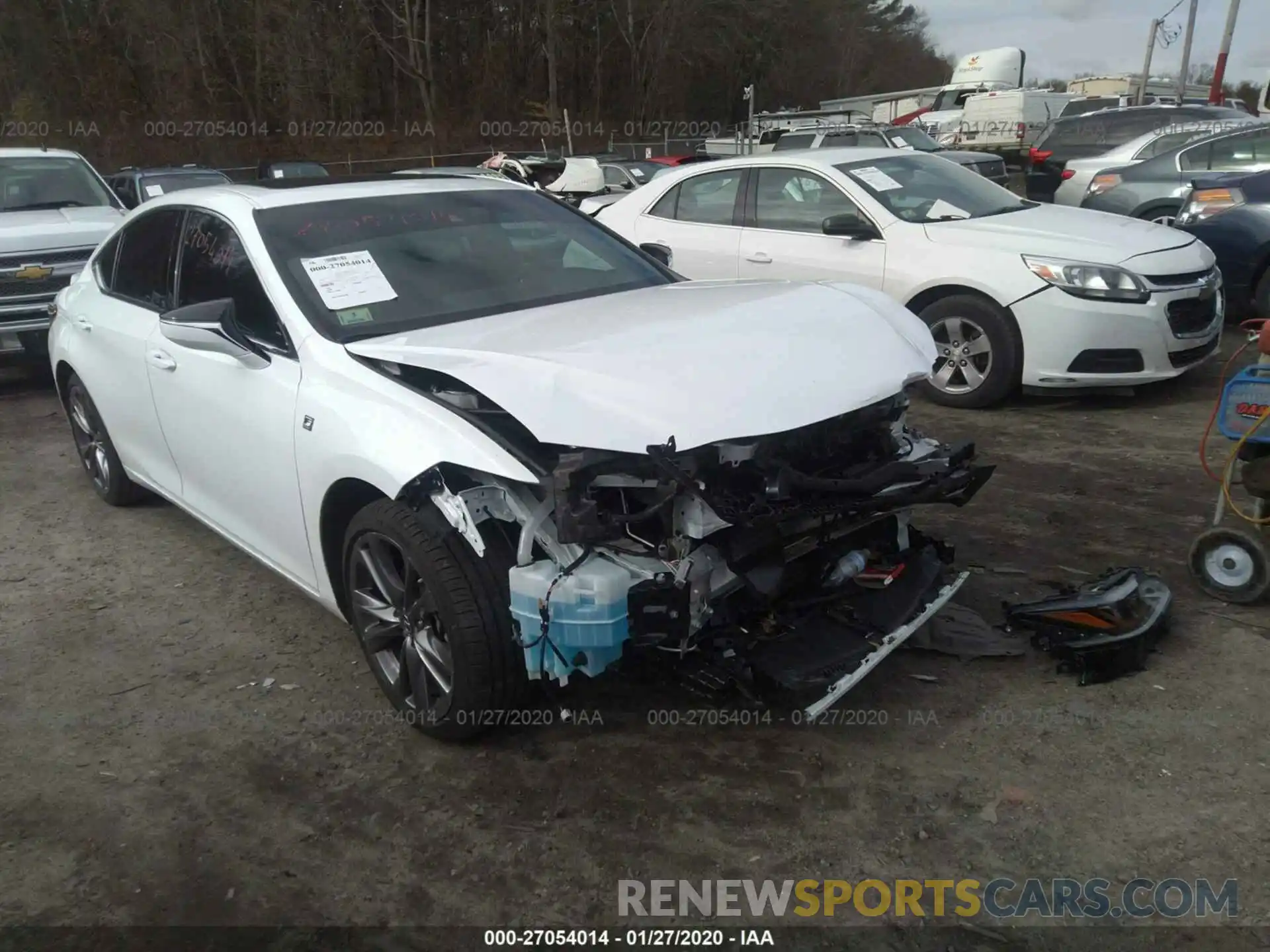 1 Photograph of a damaged car 58ABZ1B18KU007191 LEXUS ES 2019