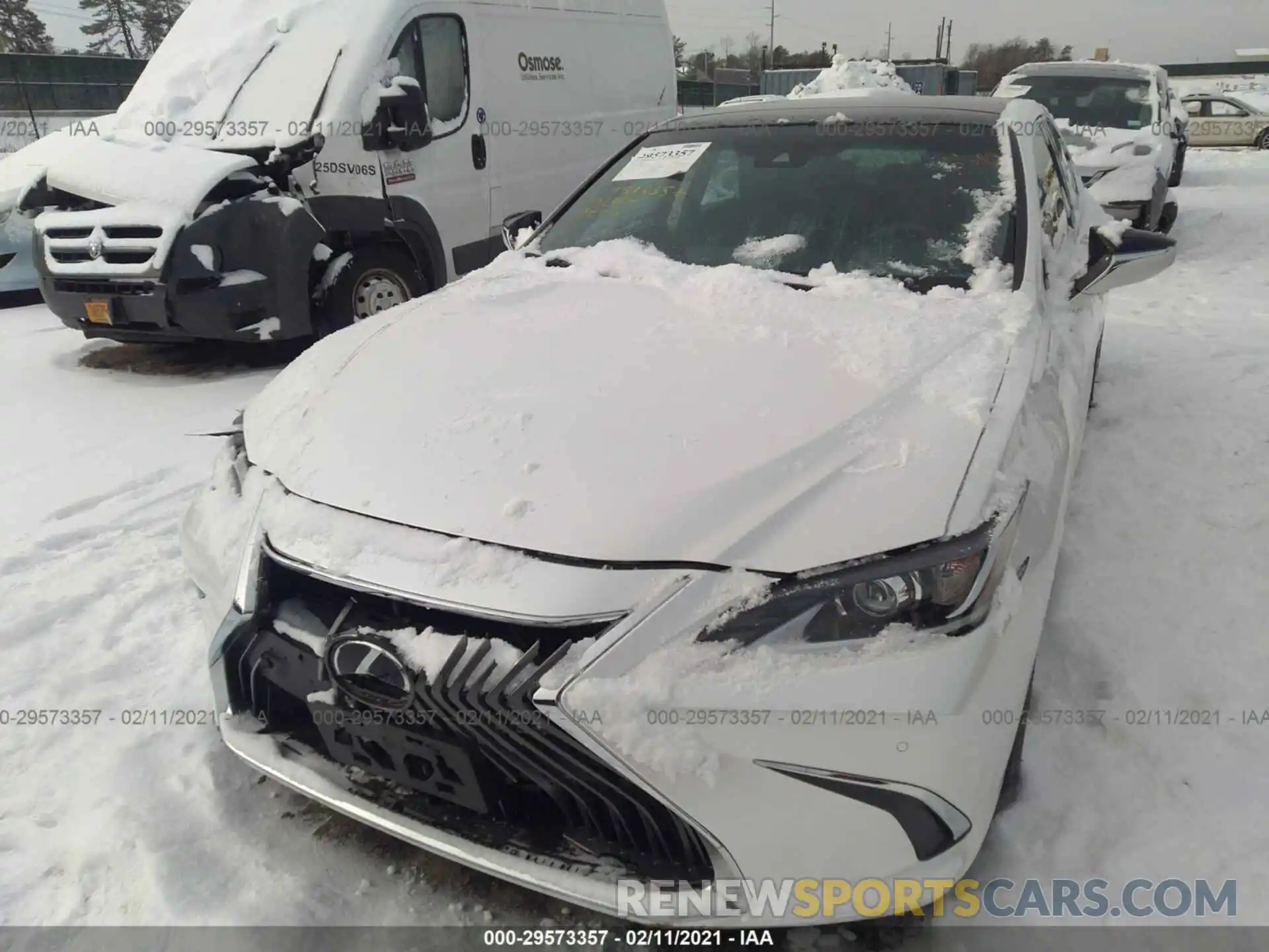 6 Фотография поврежденного автомобиля 58ABZ1B18KU013962 LEXUS ES 2019