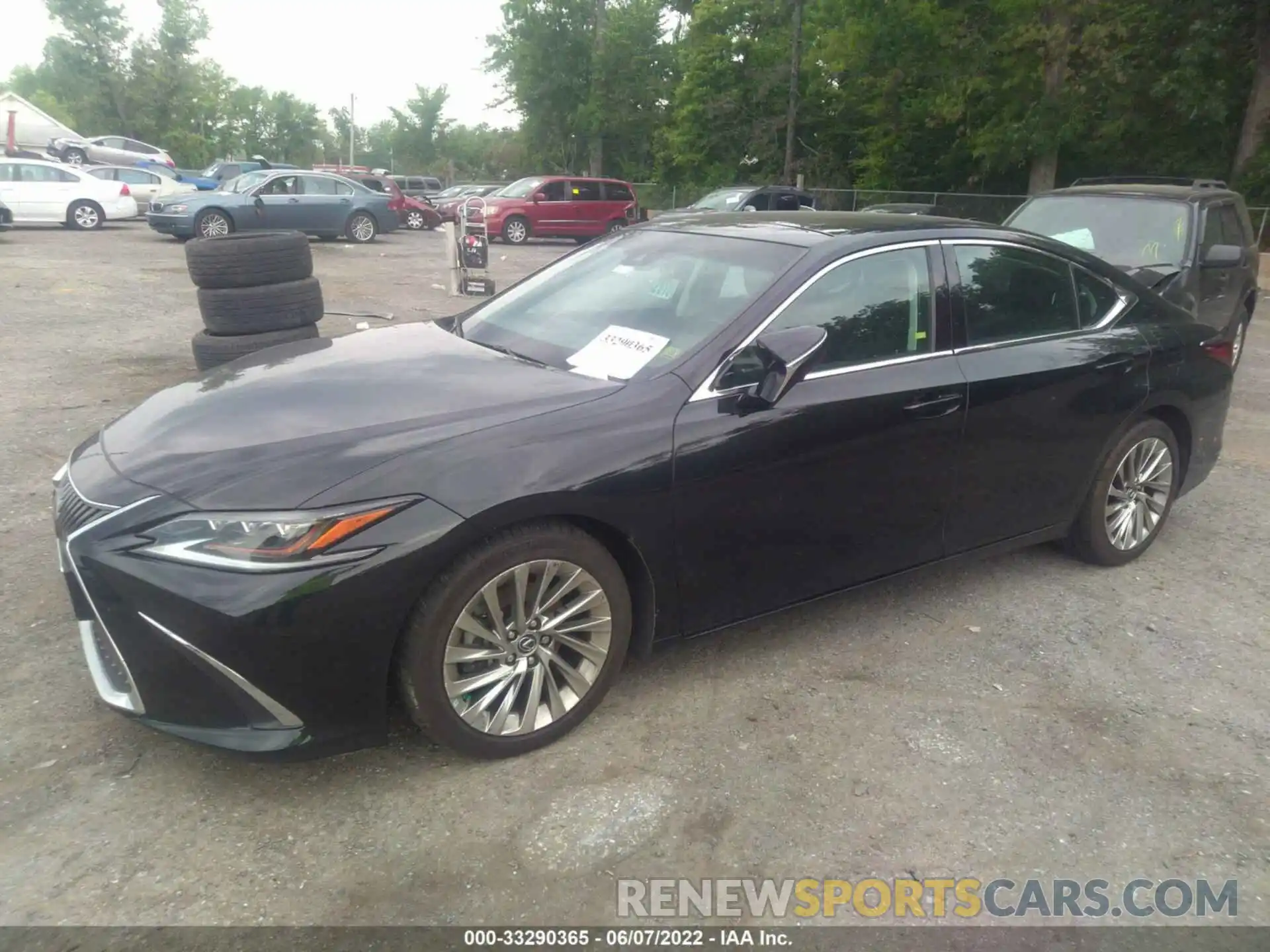 2 Фотография поврежденного автомобиля 58ABZ1B18KU017705 LEXUS ES 2019