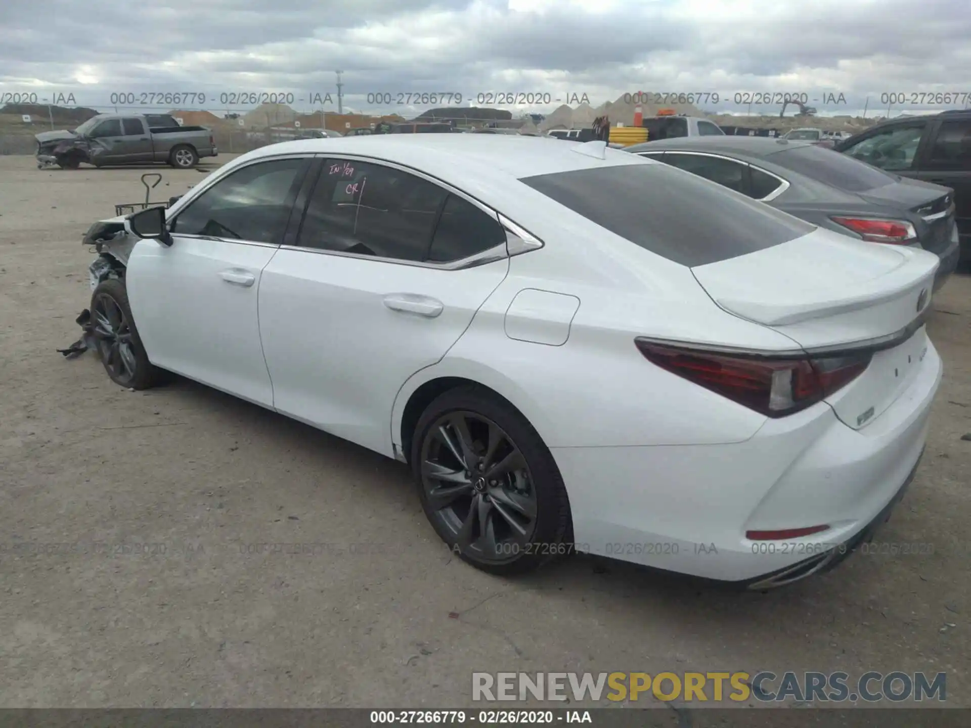 3 Photograph of a damaged car 58ABZ1B18KU018823 LEXUS ES 2019